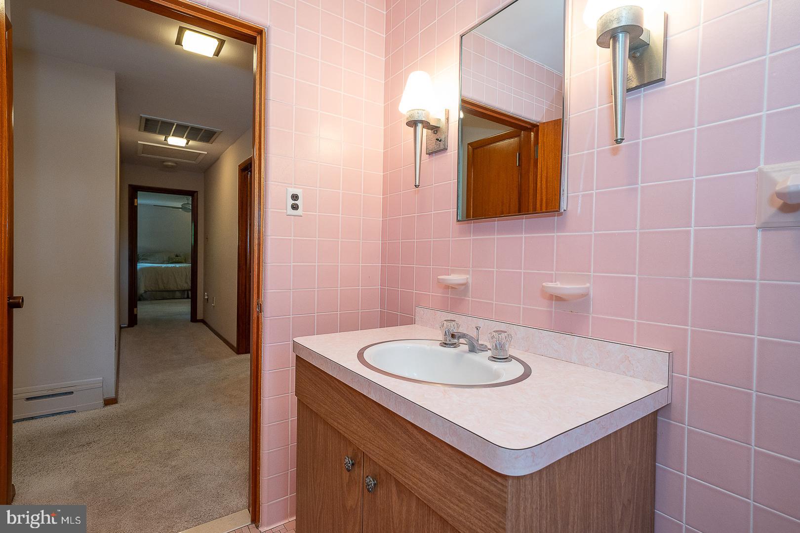 BOB WHITE FARMS - Residential