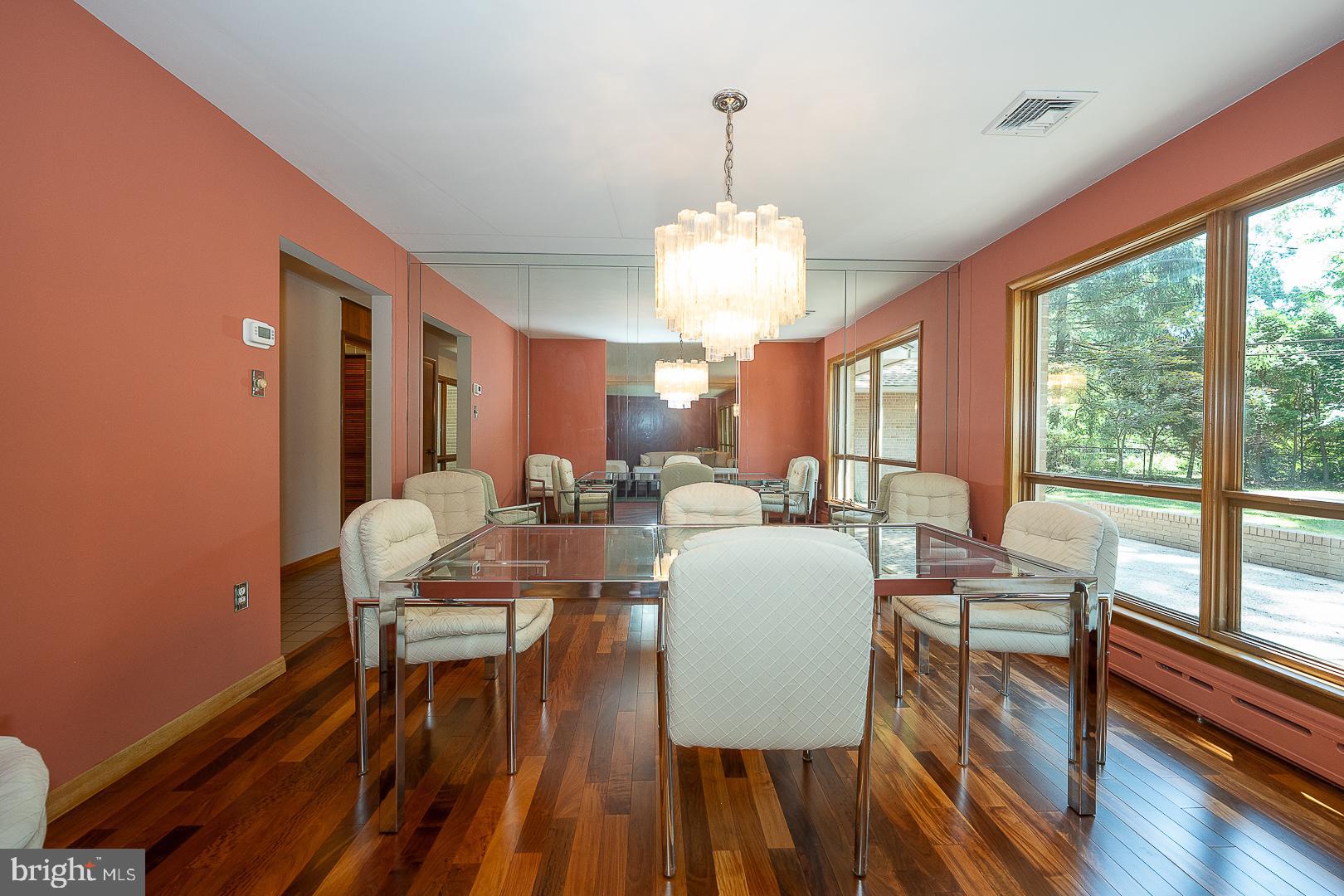 BOB WHITE FARMS - Residential