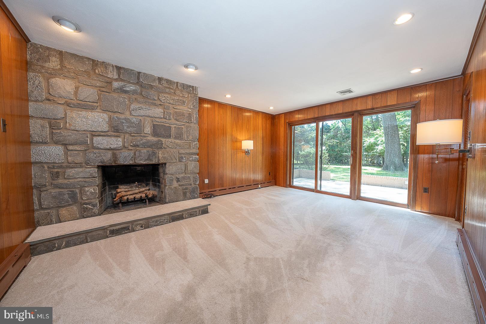 BOB WHITE FARMS - Residential