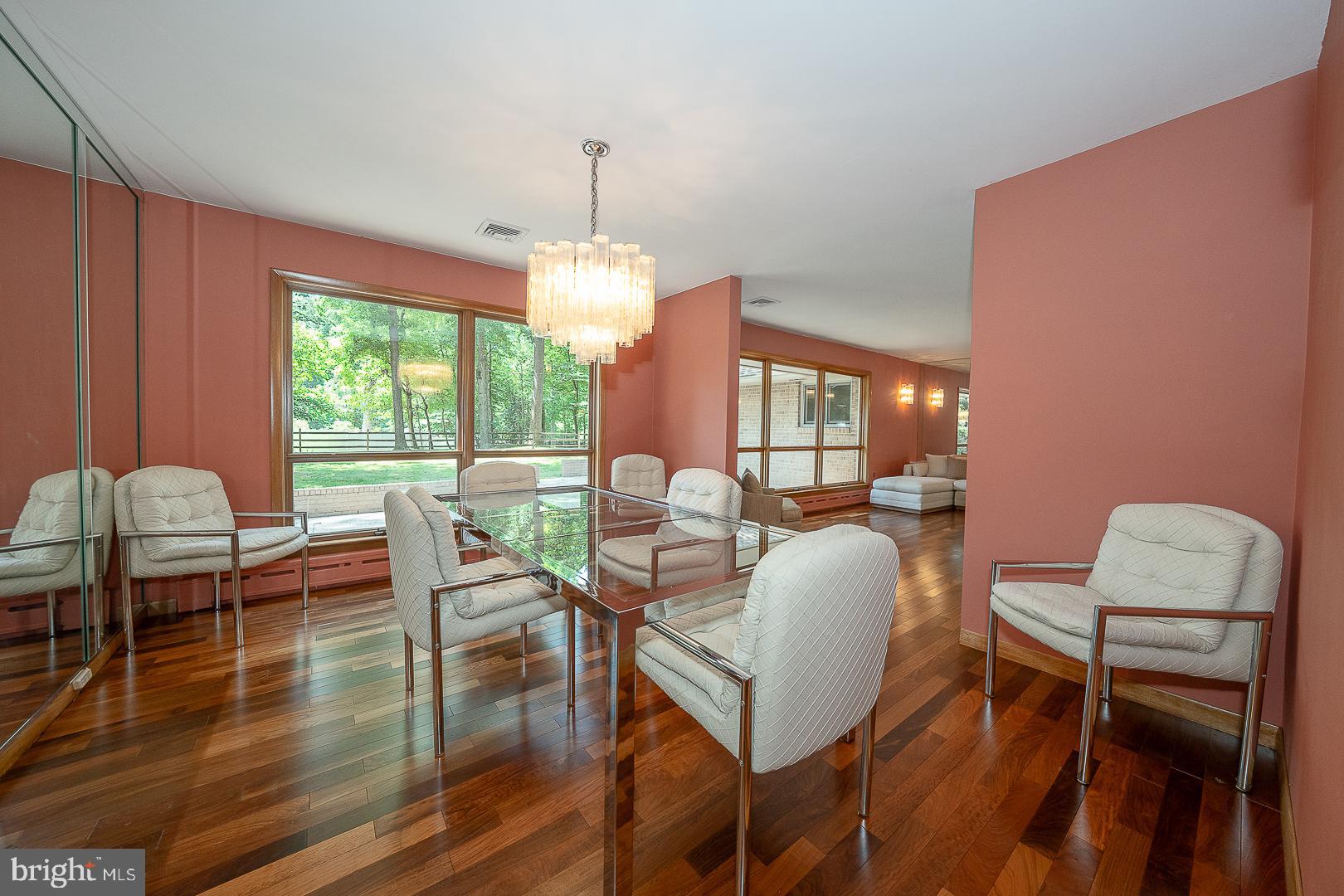 BOB WHITE FARMS - Residential