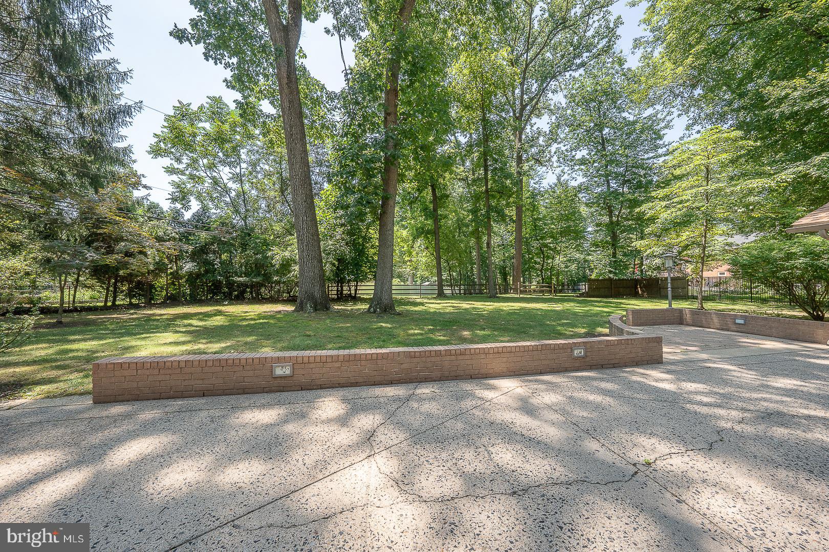 BOB WHITE FARMS - Residential