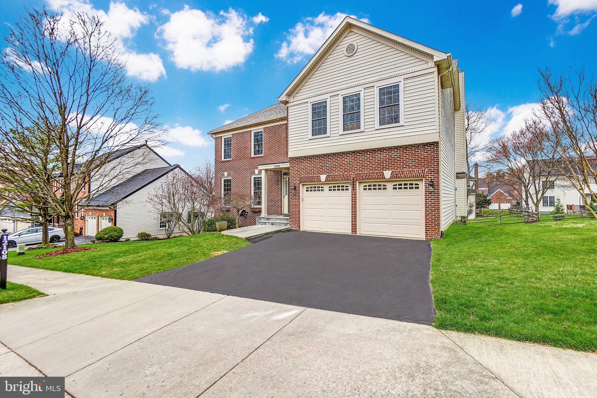 QUINCE ORCHARD KNOLLS - Residential