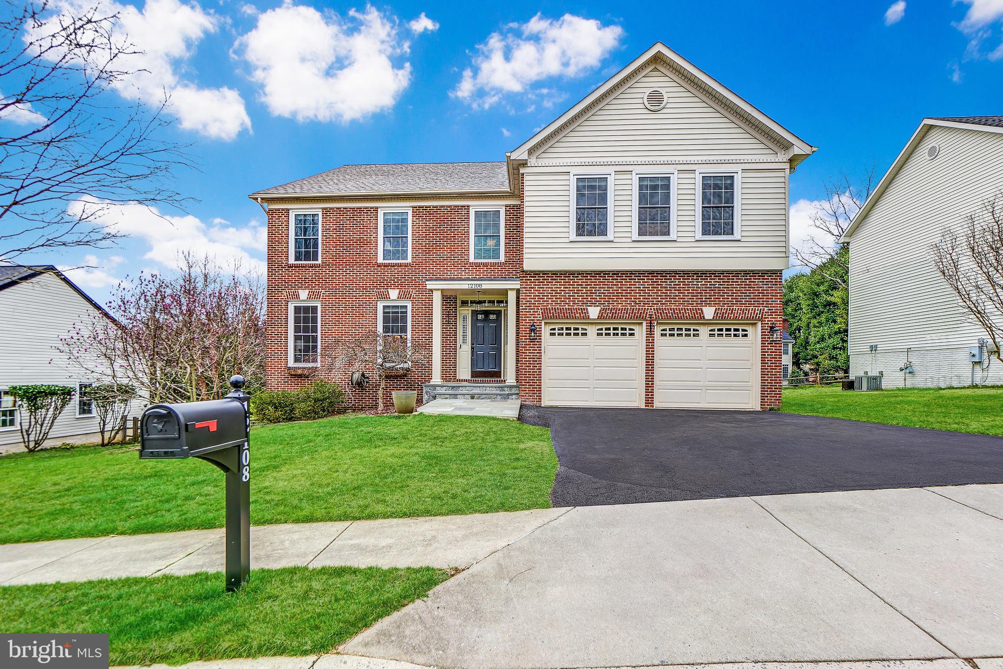 QUINCE ORCHARD KNOLLS - Residential