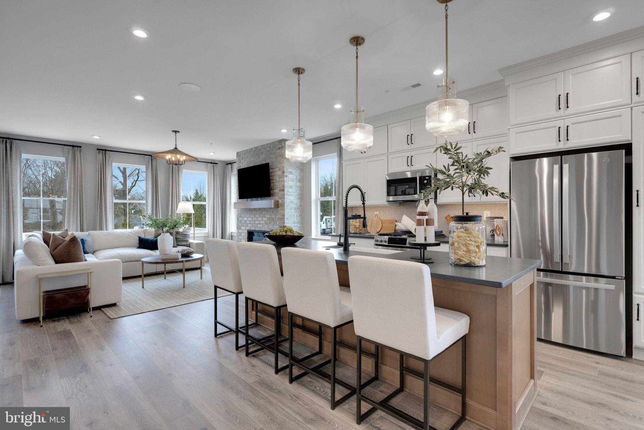 WESTVIEW SQUARE - Residential