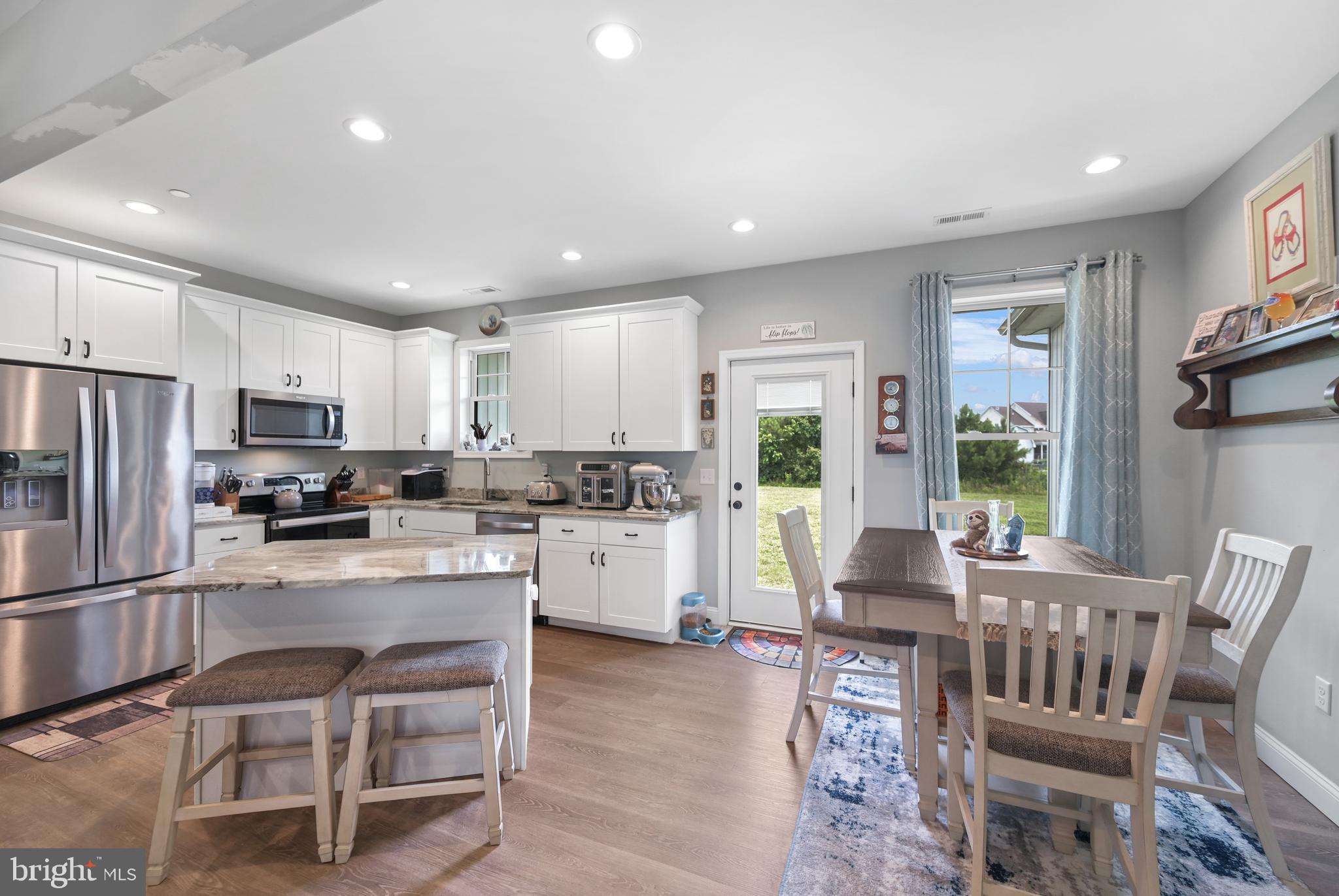 HOLIDAY HARBOR - Residential