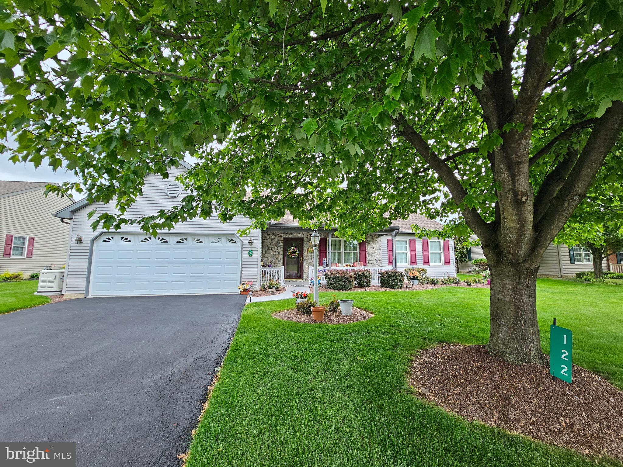 ARBOR GATE - Residential