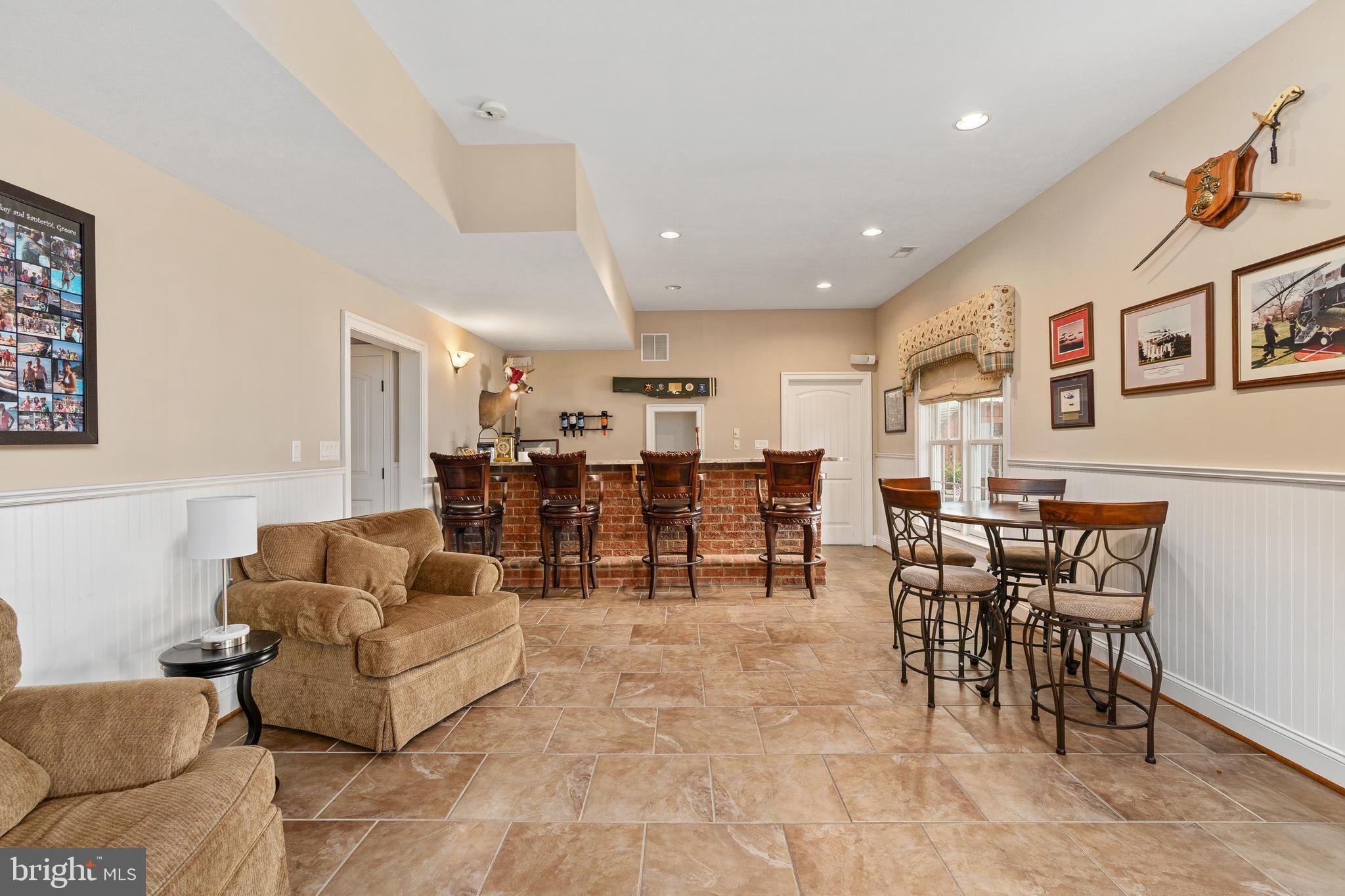BLOOMSBURY FARM ESTATES - Residential