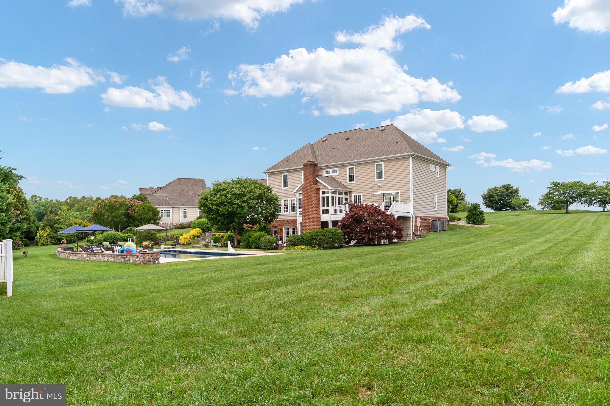 BLOOMSBURY FARM ESTATES - Residential