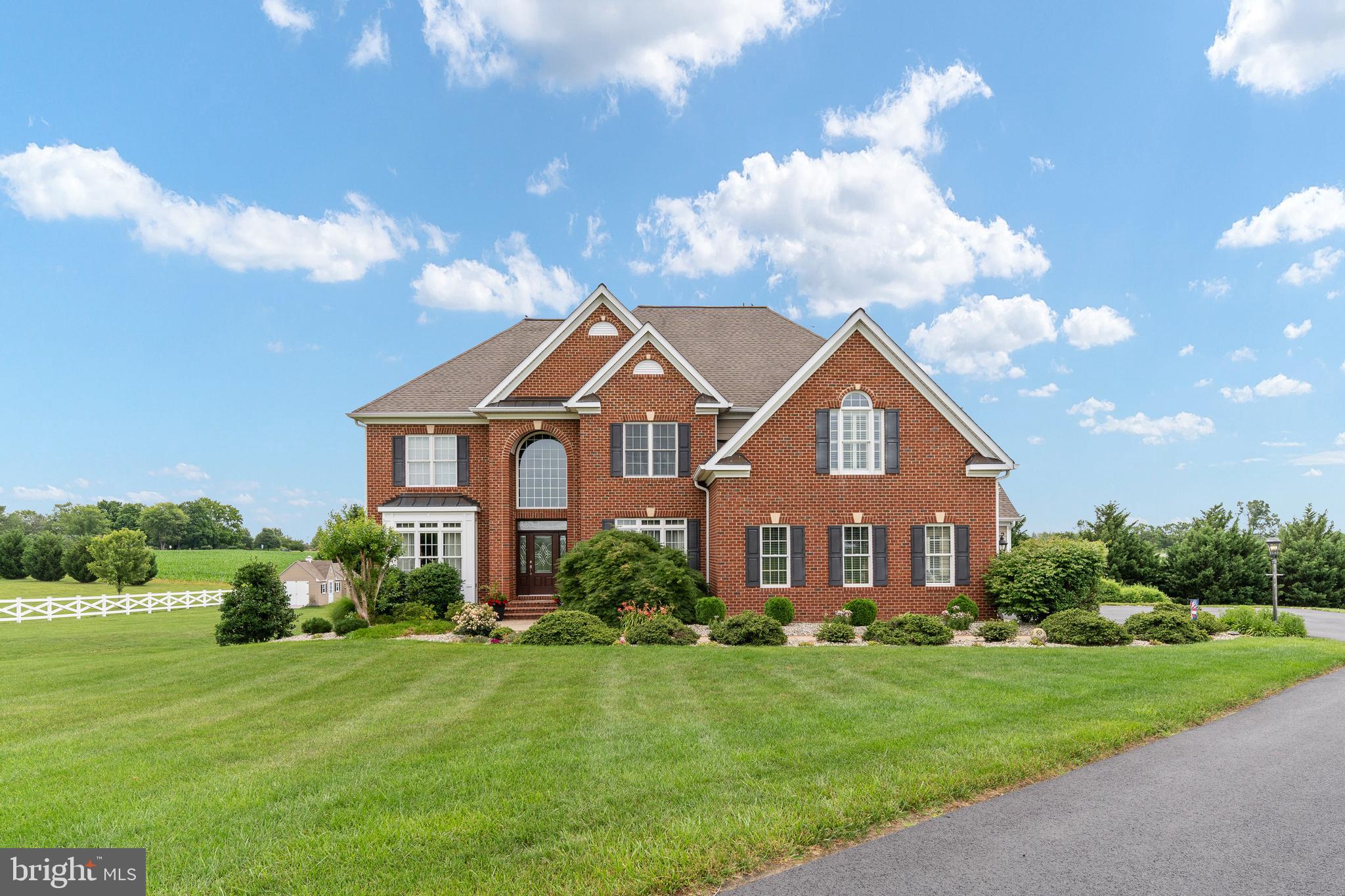BLOOMSBURY FARM ESTATES - Residential