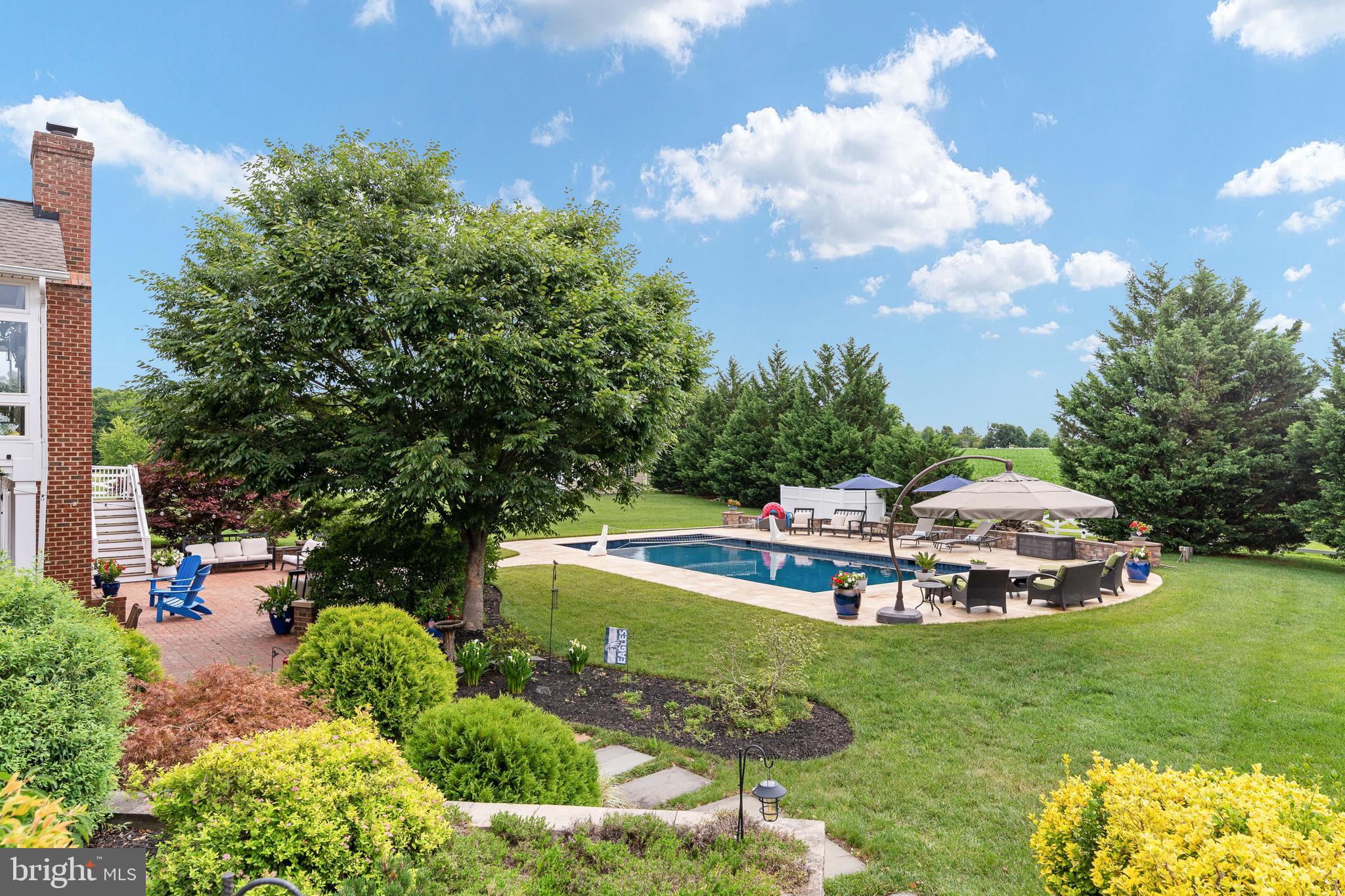 BLOOMSBURY FARM ESTATES - Residential