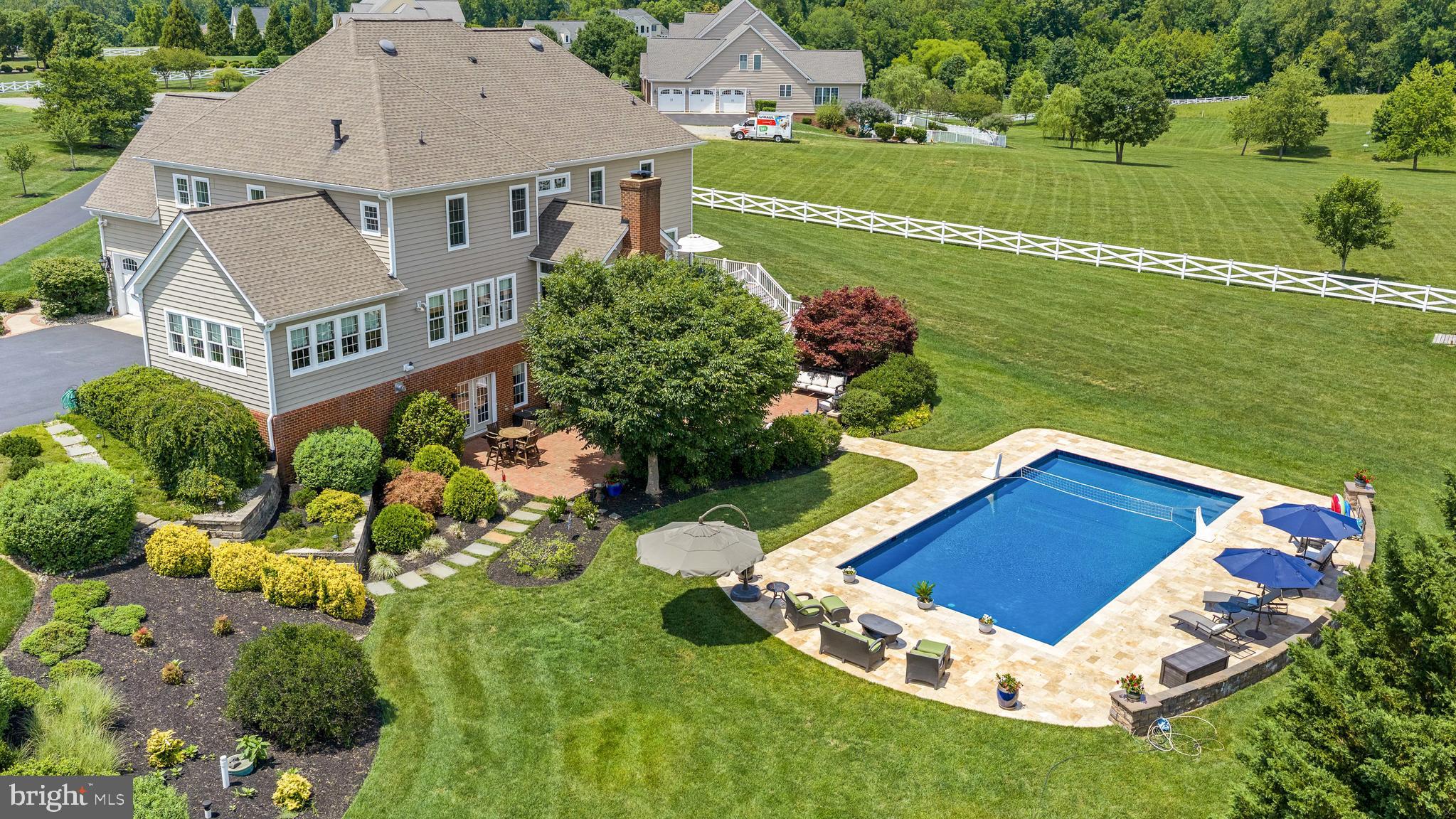 BLOOMSBURY FARM ESTATES - Residential