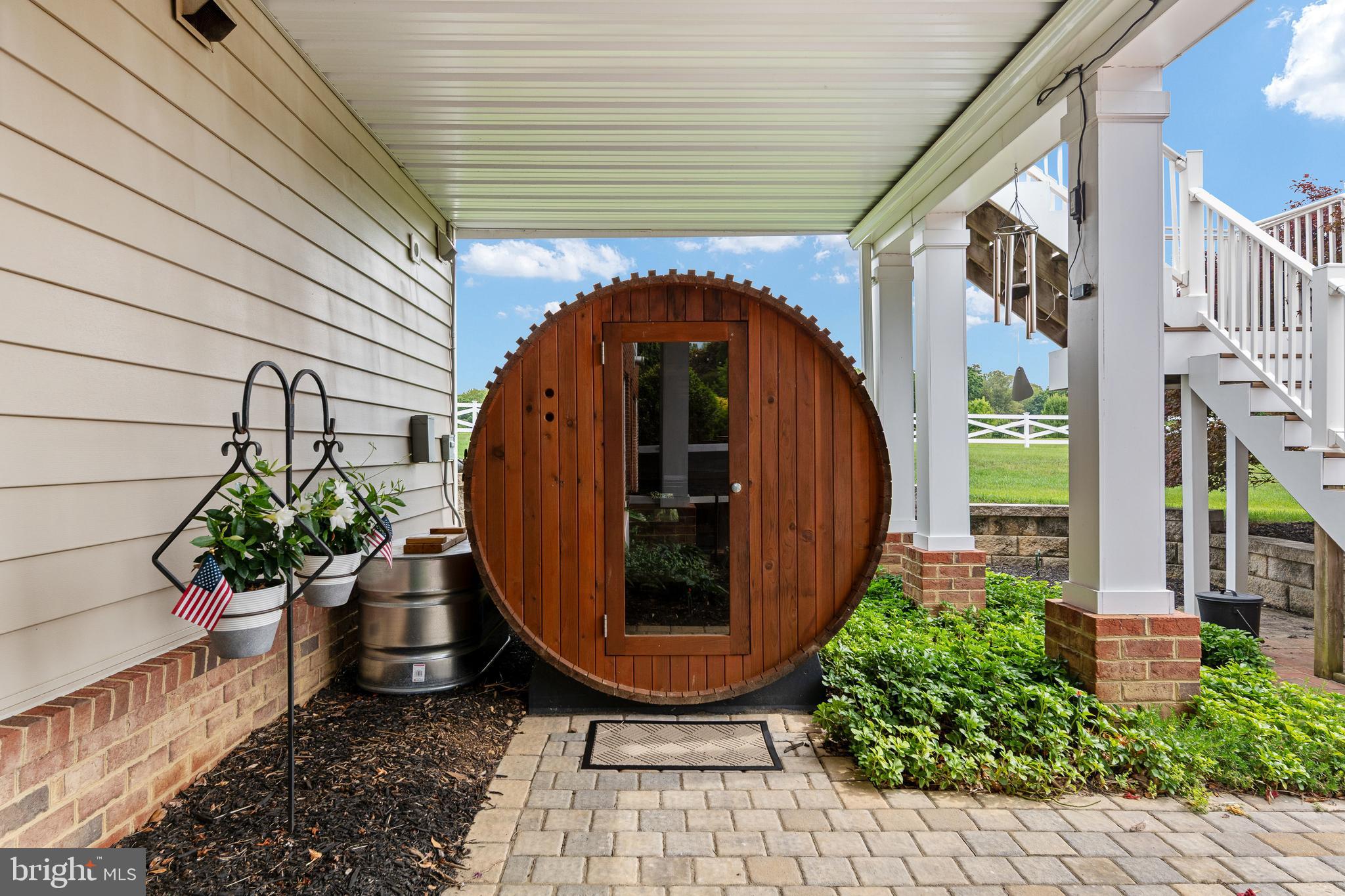 BLOOMSBURY FARM ESTATES - Residential