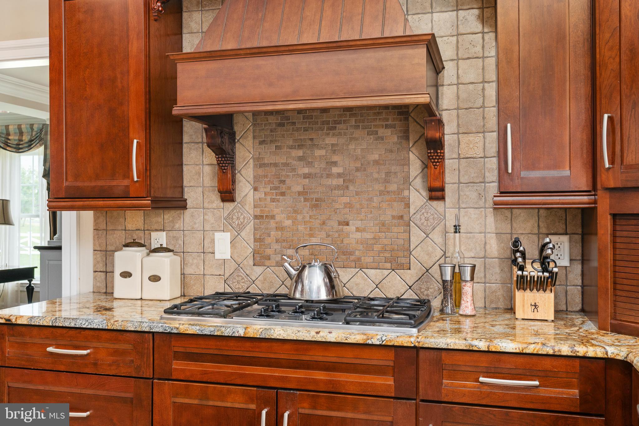 BLOOMSBURY FARM ESTATES - Residential