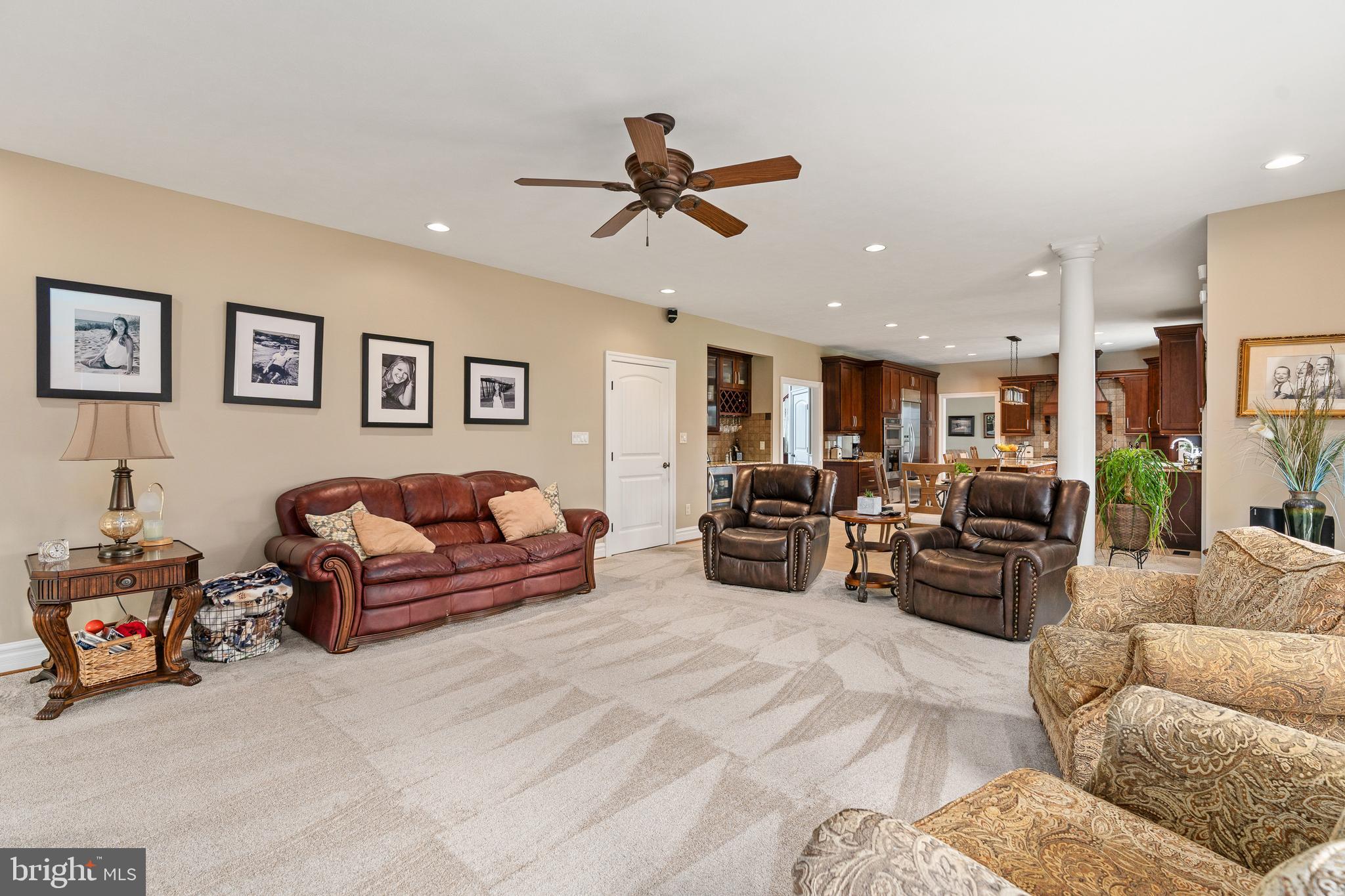 BLOOMSBURY FARM ESTATES - Residential