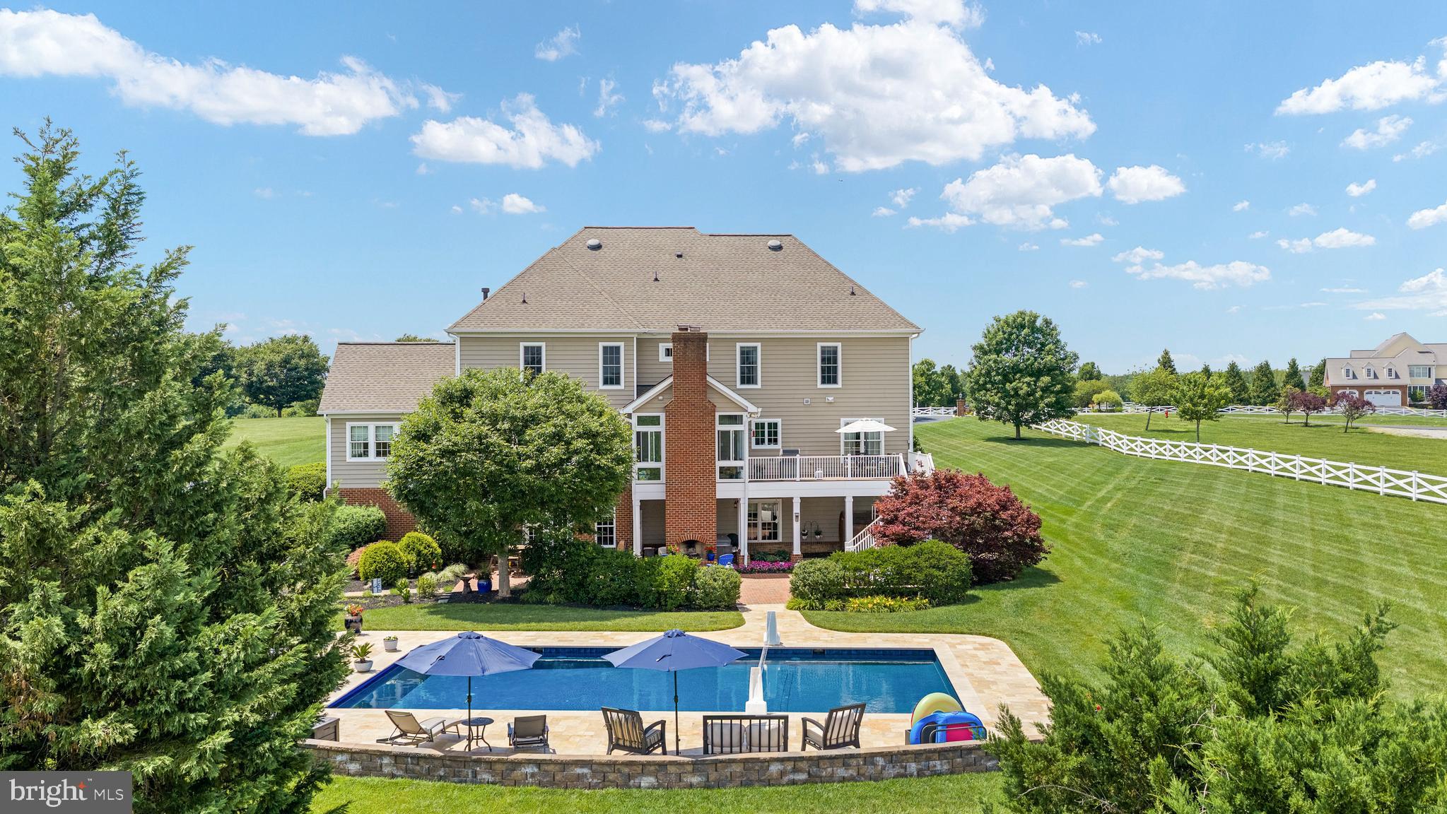BLOOMSBURY FARM ESTATES - Residential