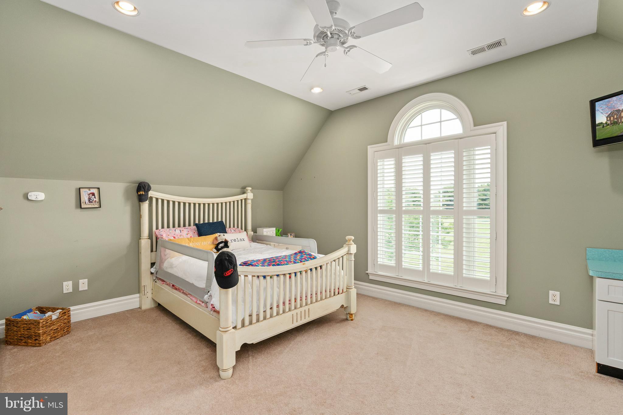 BLOOMSBURY FARM ESTATES - Residential