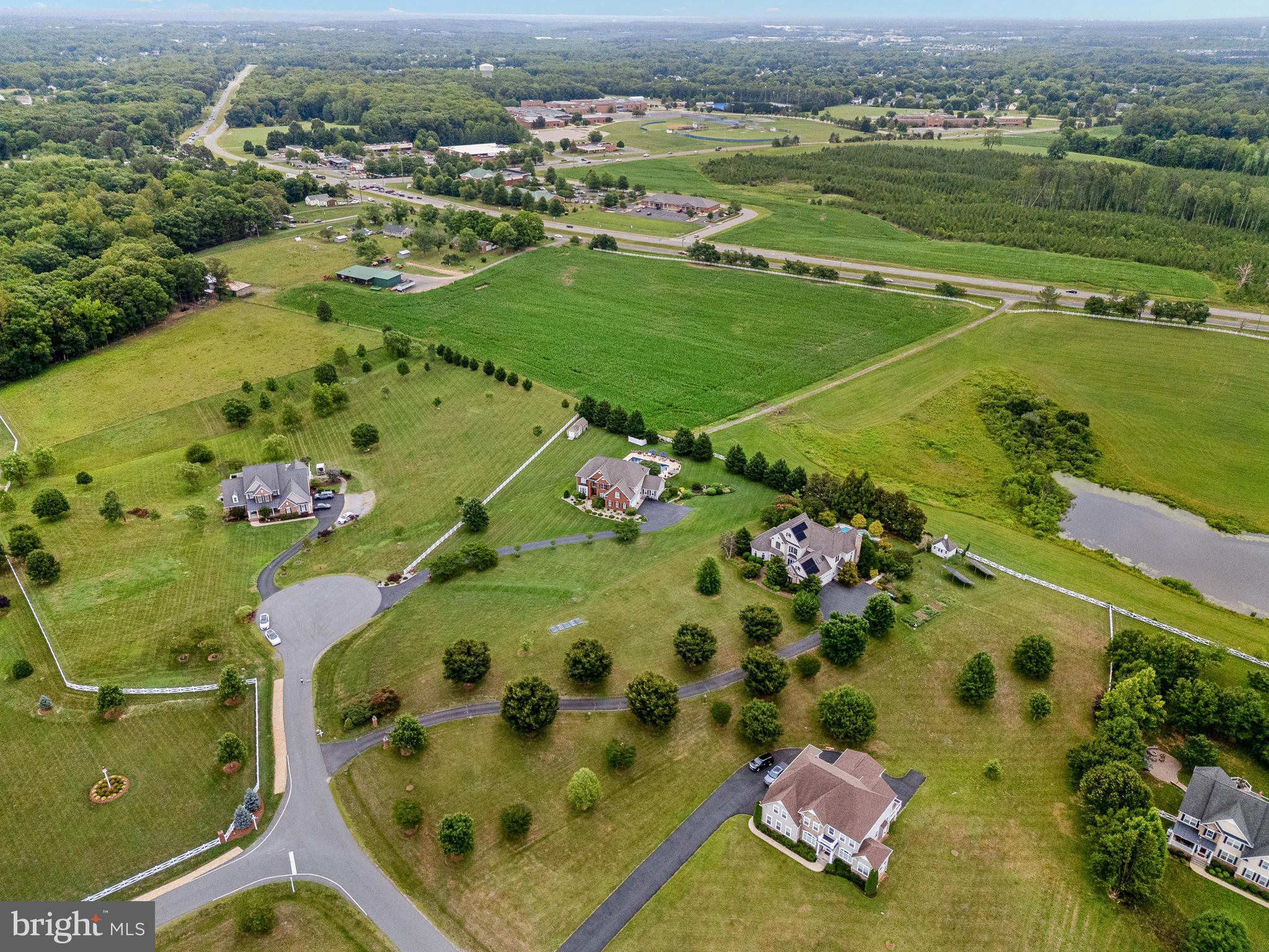 BLOOMSBURY FARM ESTATES - Residential