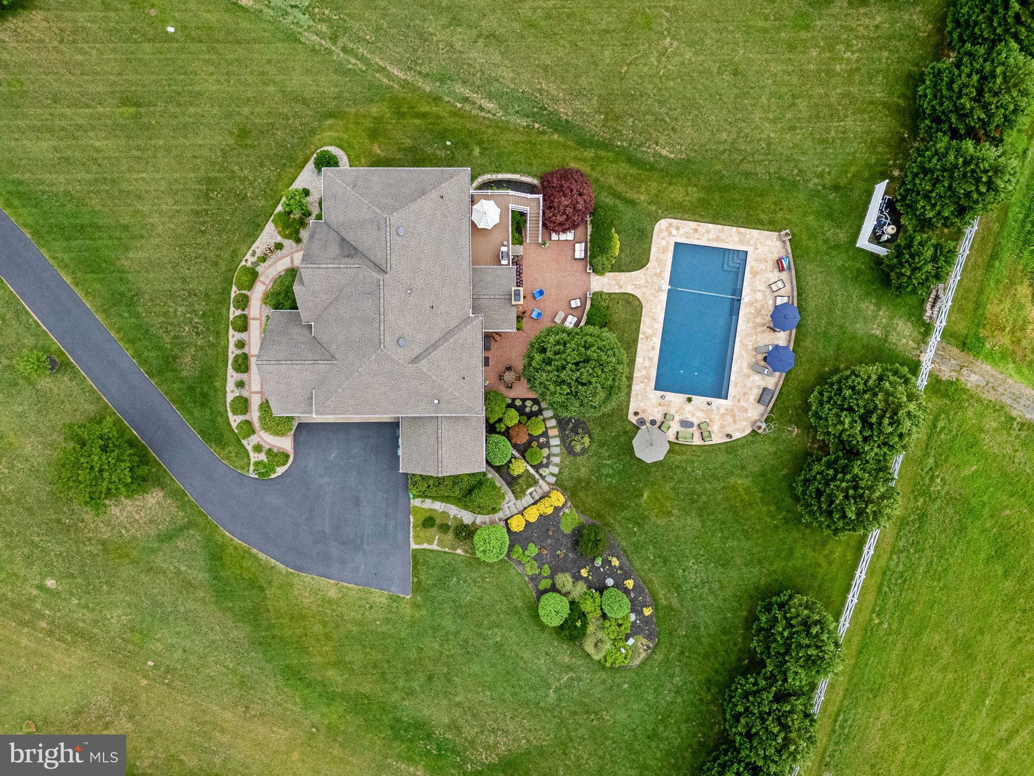 BLOOMSBURY FARM ESTATES - Residential