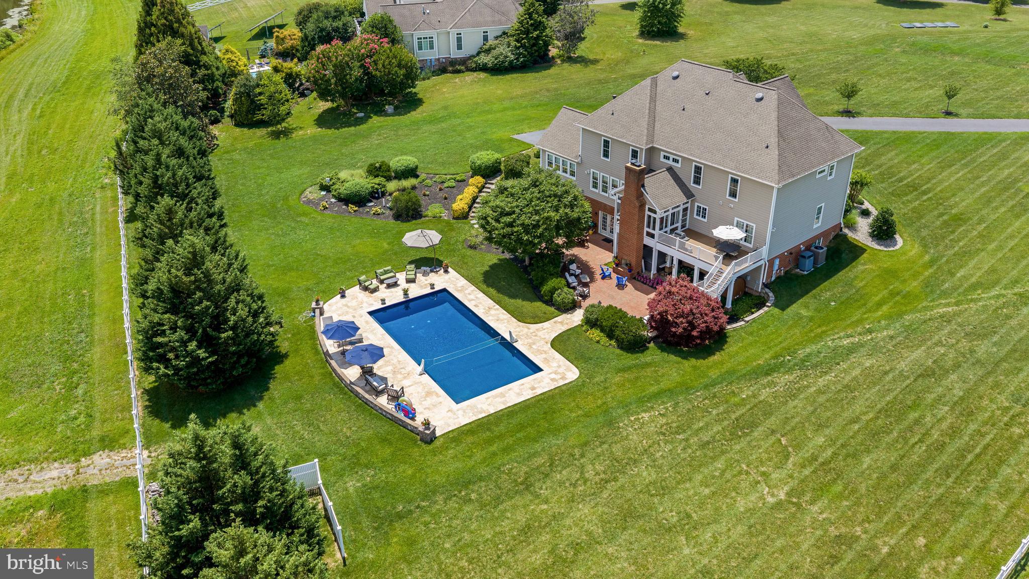 BLOOMSBURY FARM ESTATES - Residential