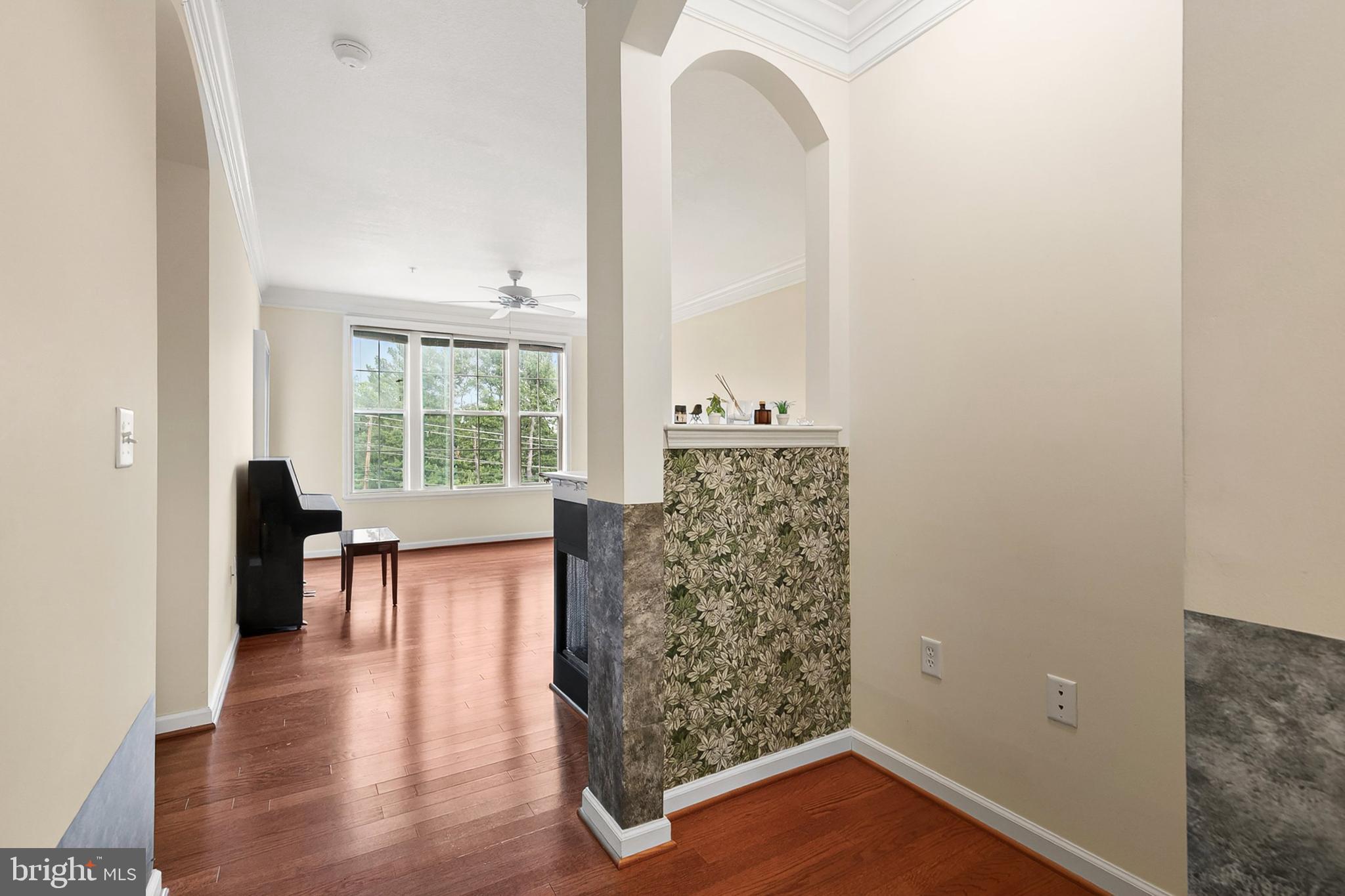 THE COLONNADE AT KENTLANDS - Residential
