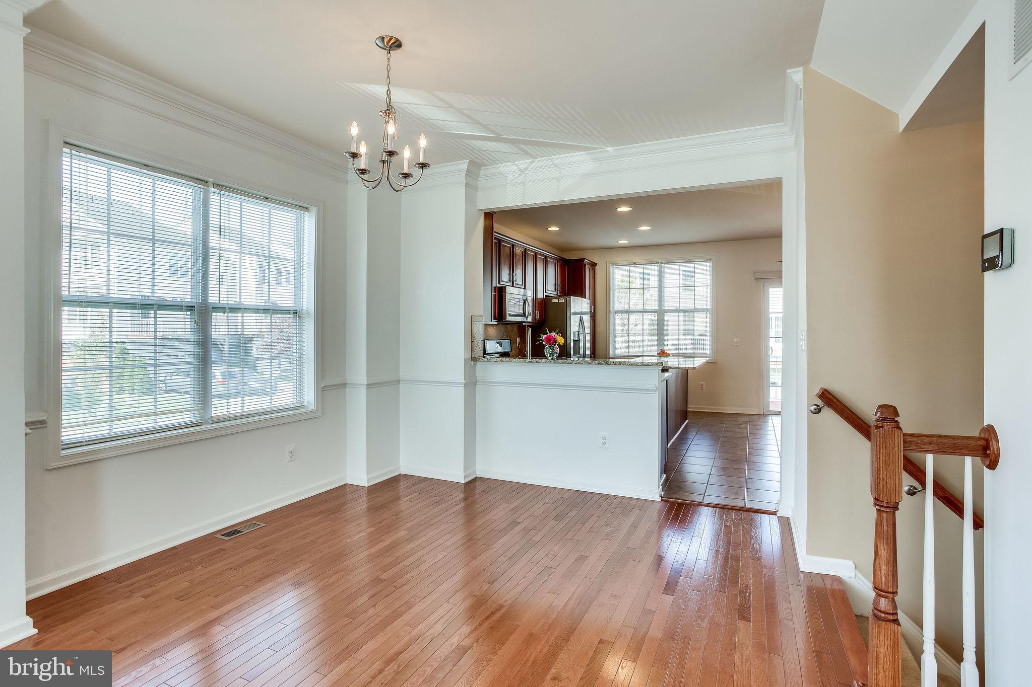 LOUDOUN VALLEY ESTATES 2 - Residential Lease