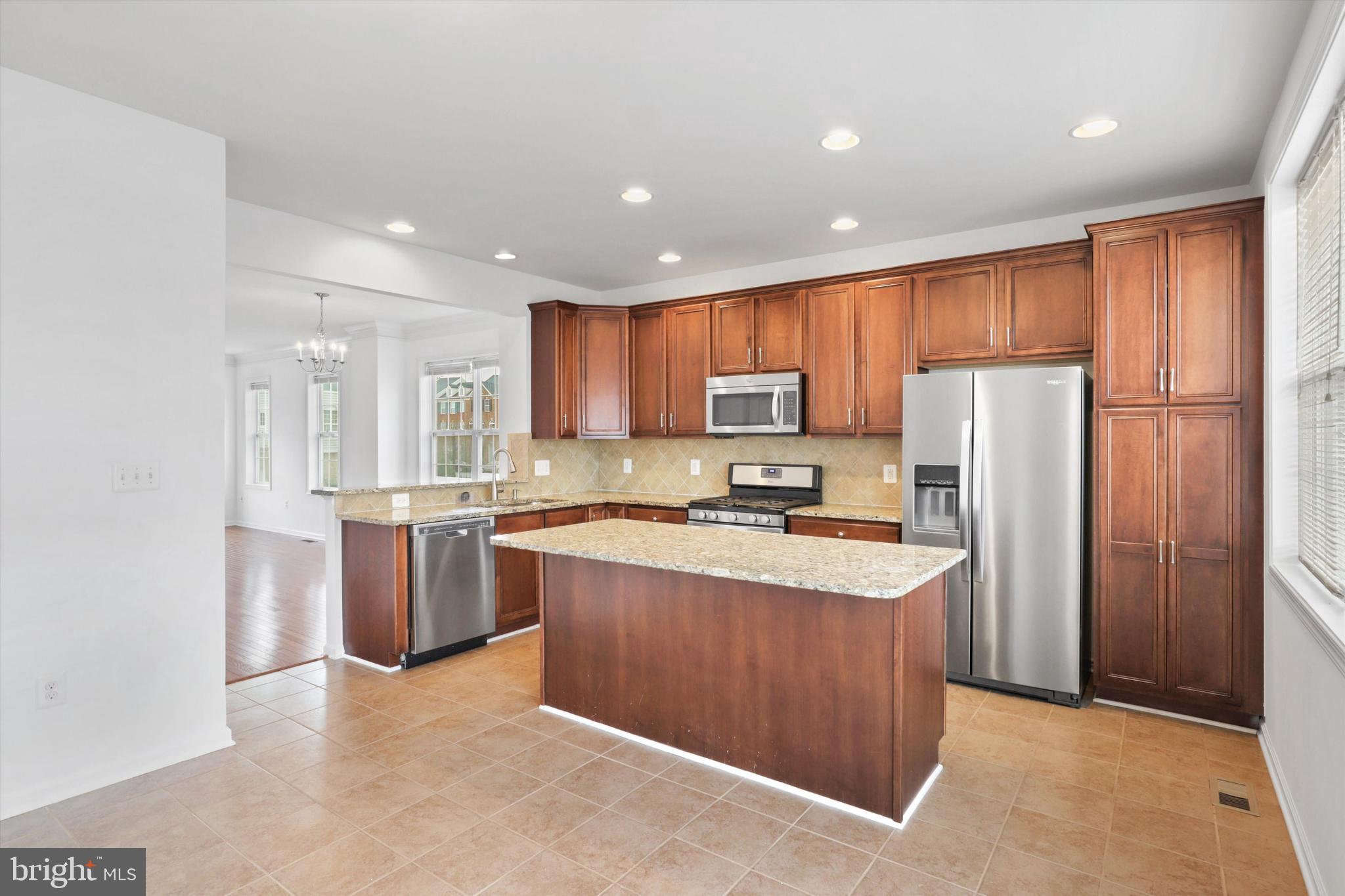 LOUDOUN VALLEY ESTATES 2 - Residential Lease