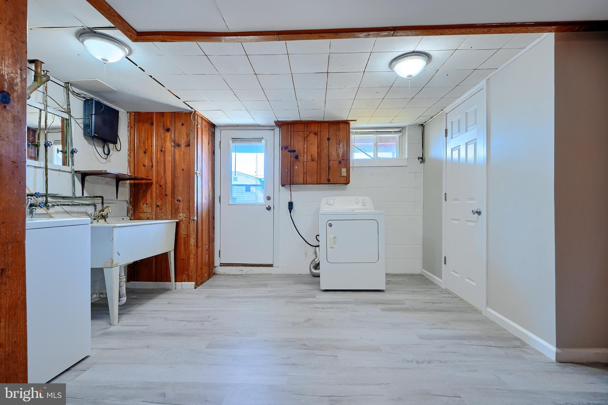 COUNTRY RIDGE - Residential