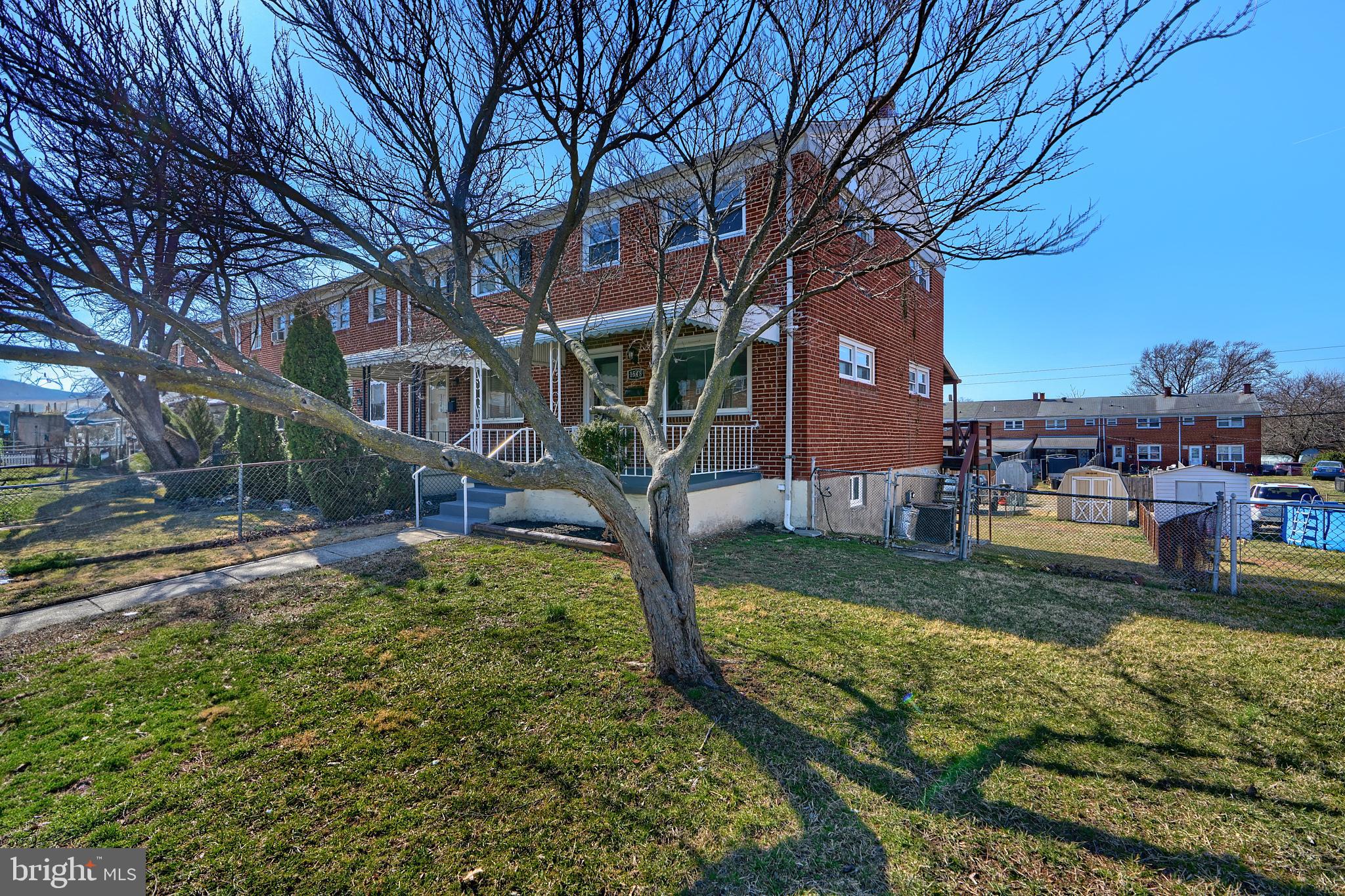 COUNTRY RIDGE - Residential