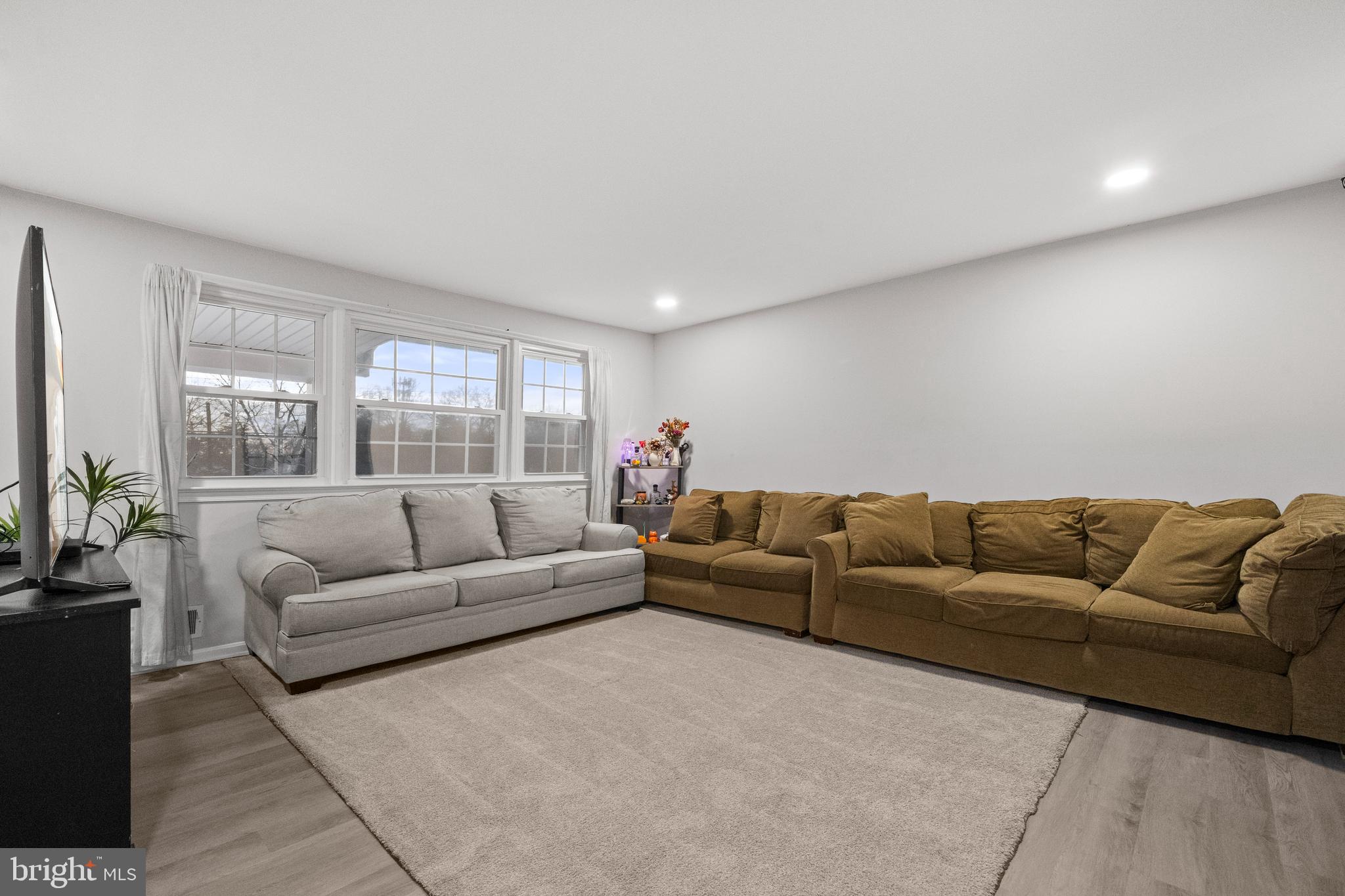 OAKLAWN - Residential