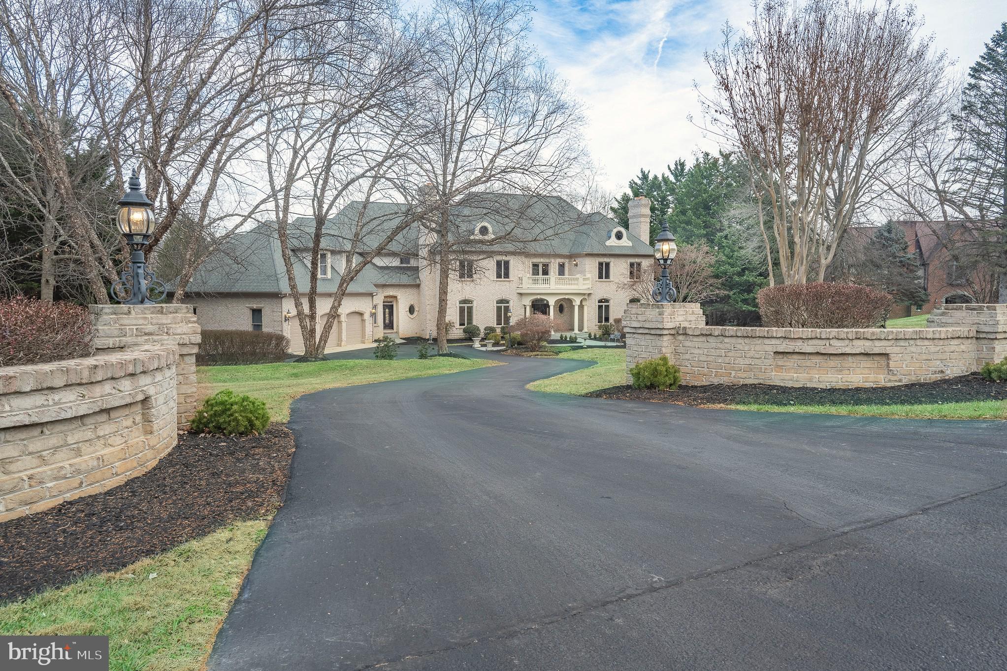 RIDGEWOOD - Residential