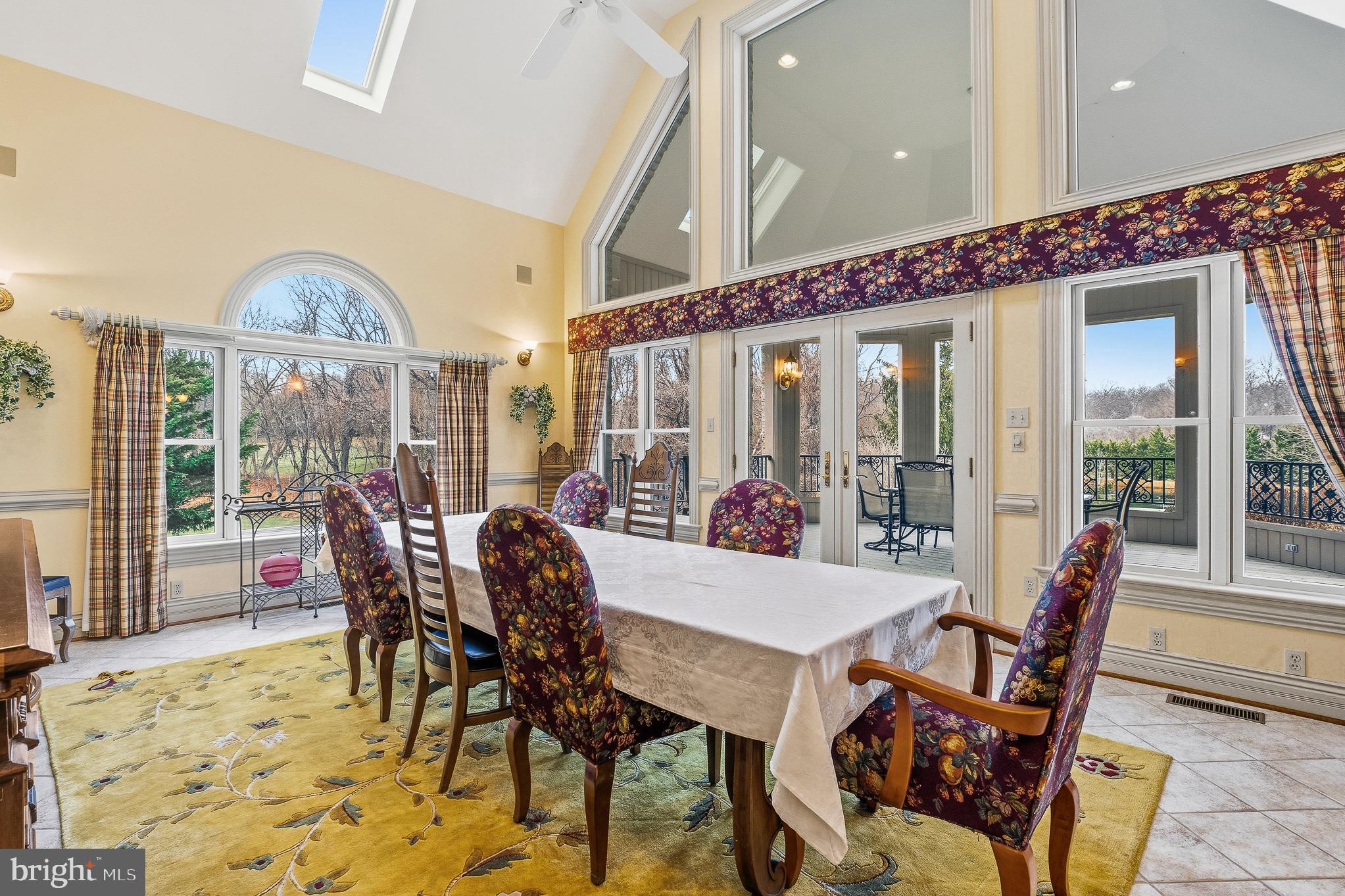 RIDGEWOOD - Residential