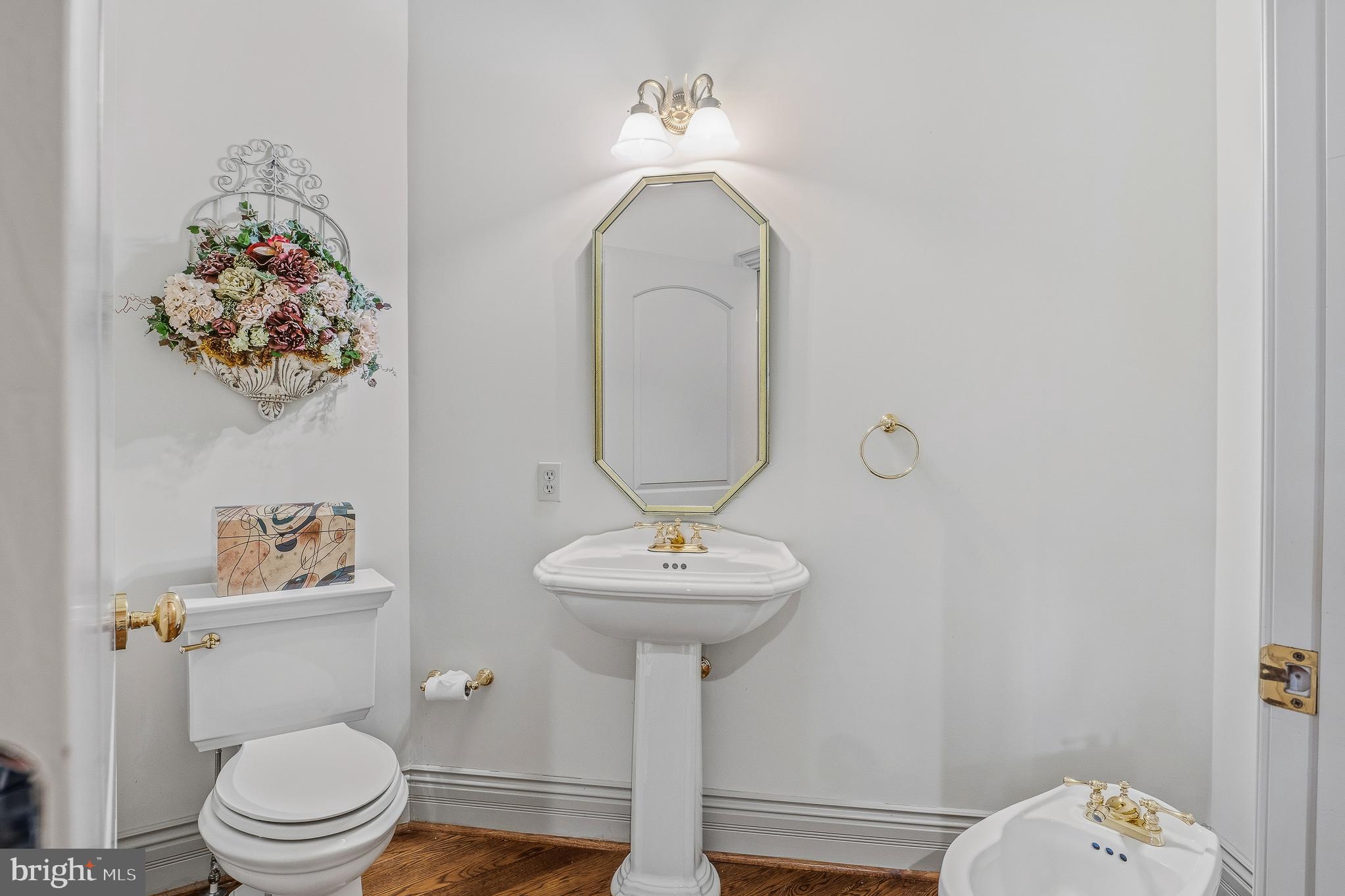 RIDGEWOOD - Residential