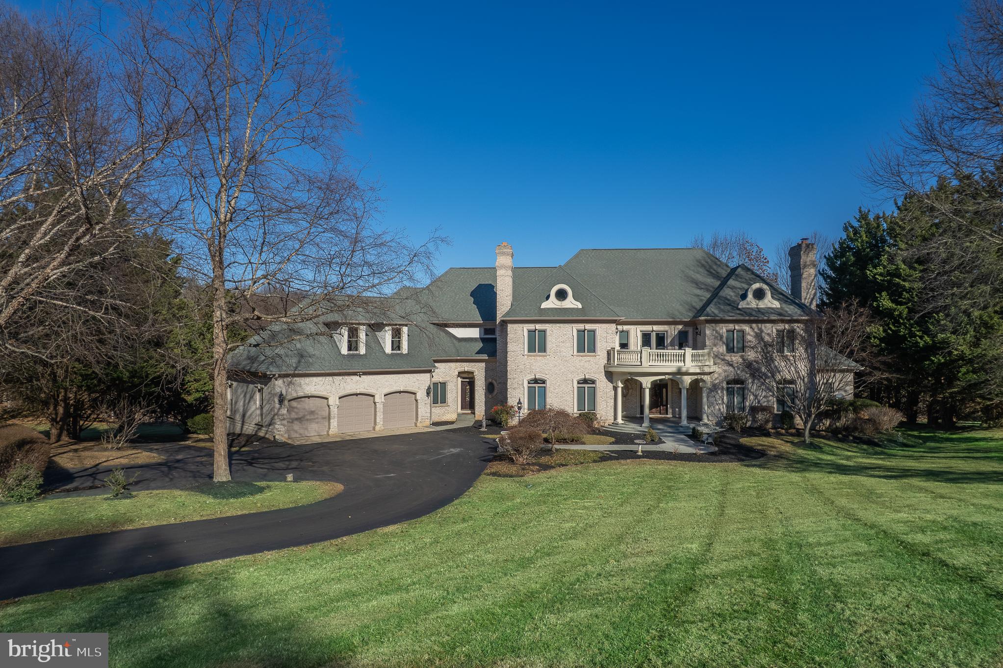 RIDGEWOOD - Residential