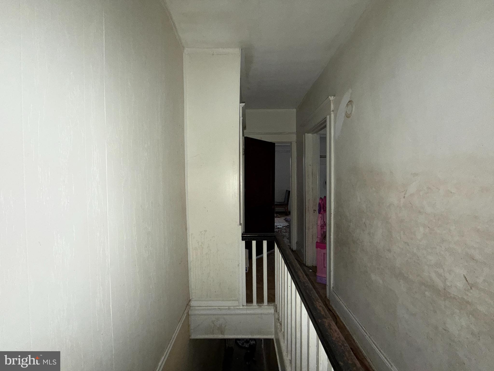 SANDTOWN-WINCHESTER - Residential