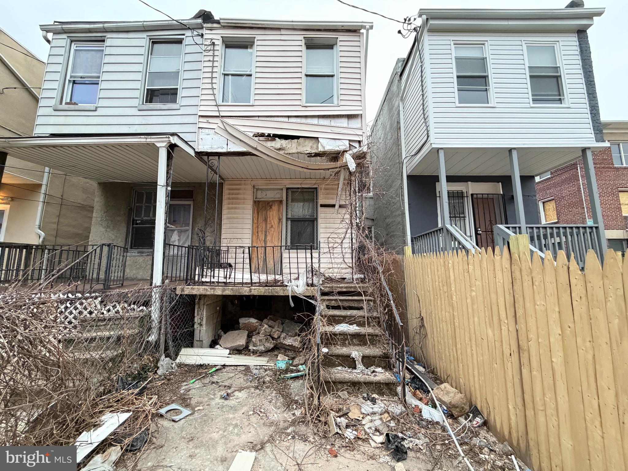 SANDTOWN-WINCHESTER - Residential