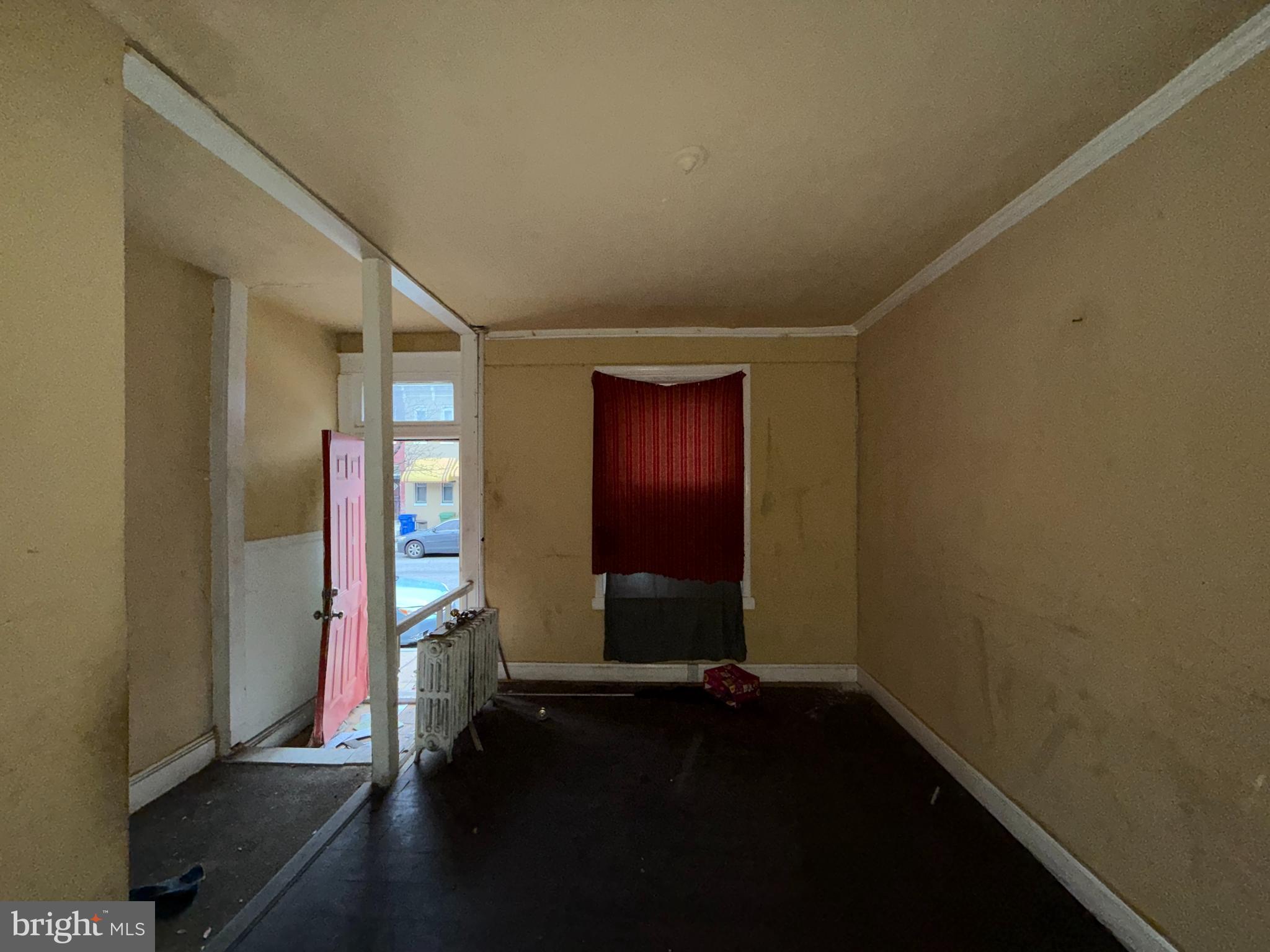 SANDTOWN-WINCHESTER - Residential