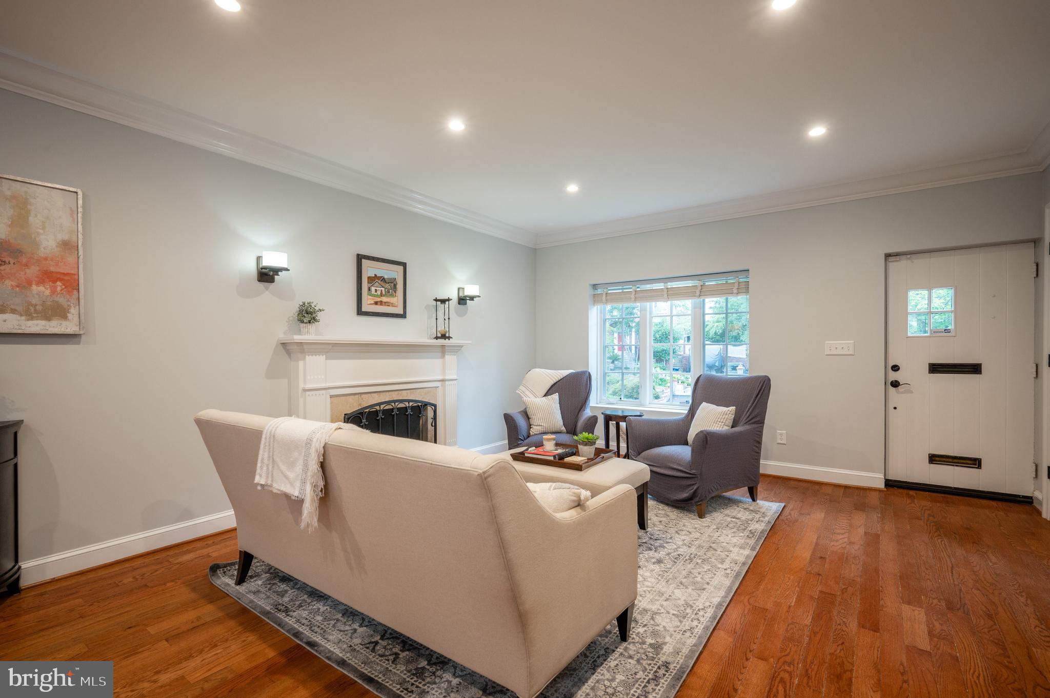 BEVERLY HILLS - Residential