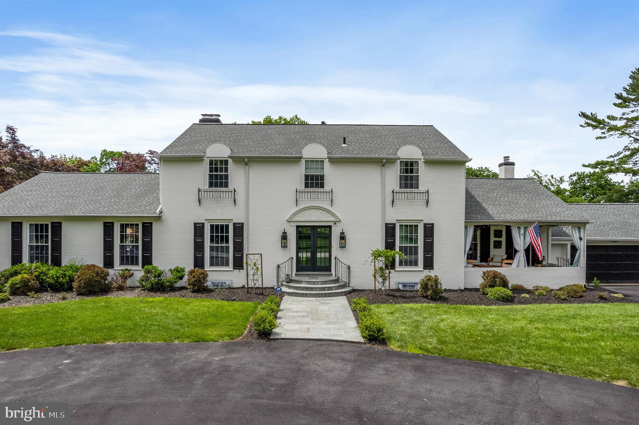 COLONIAL VIL - Residential