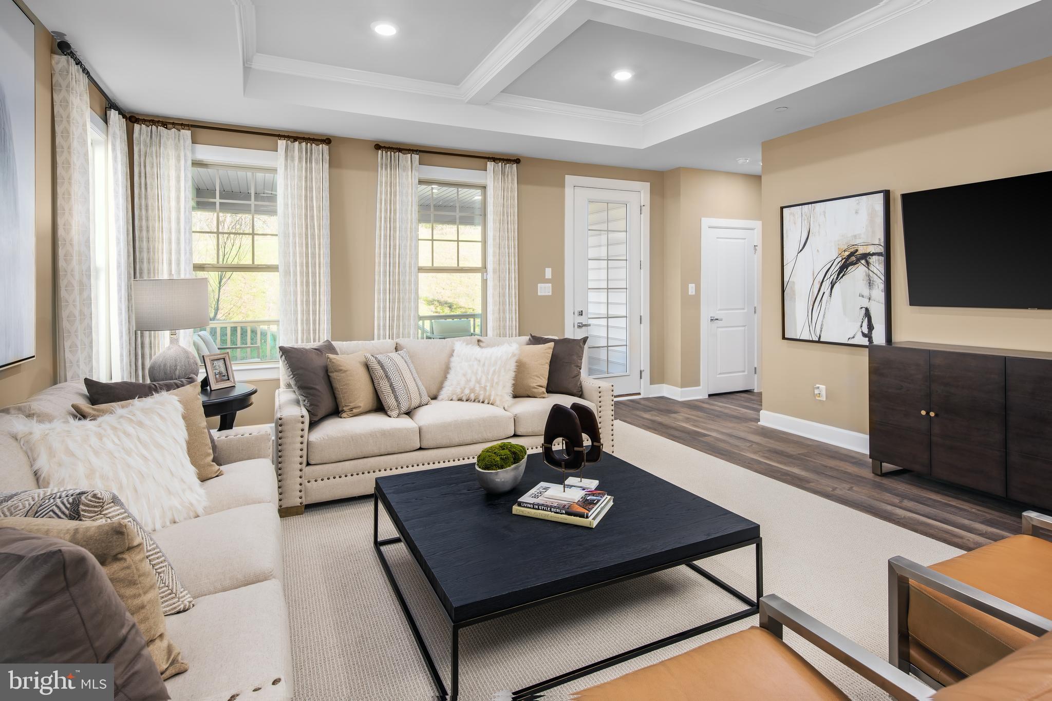 TWO RIVERS - Residential