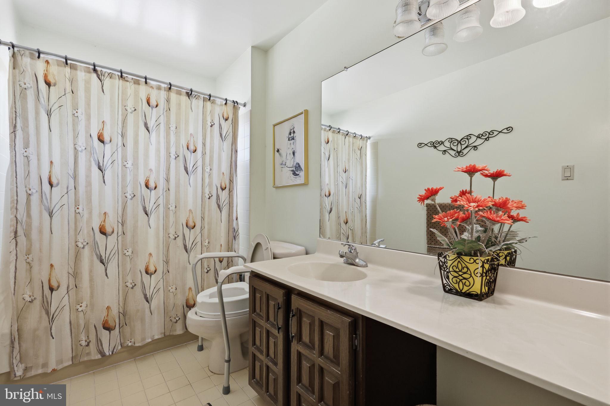 RAINTREE - Residential