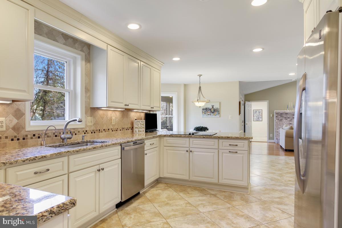 LAKE NORMANDY ESTATES - Residential