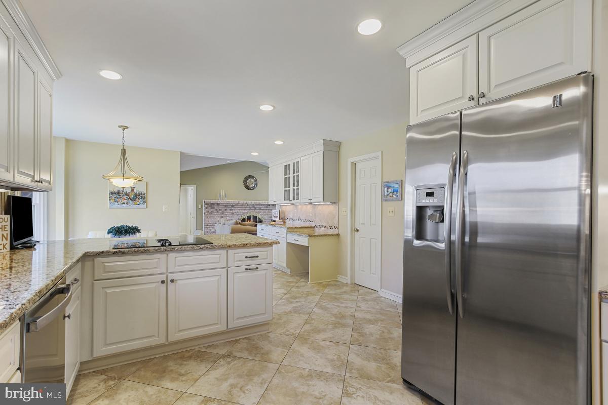 LAKE NORMANDY ESTATES - Residential