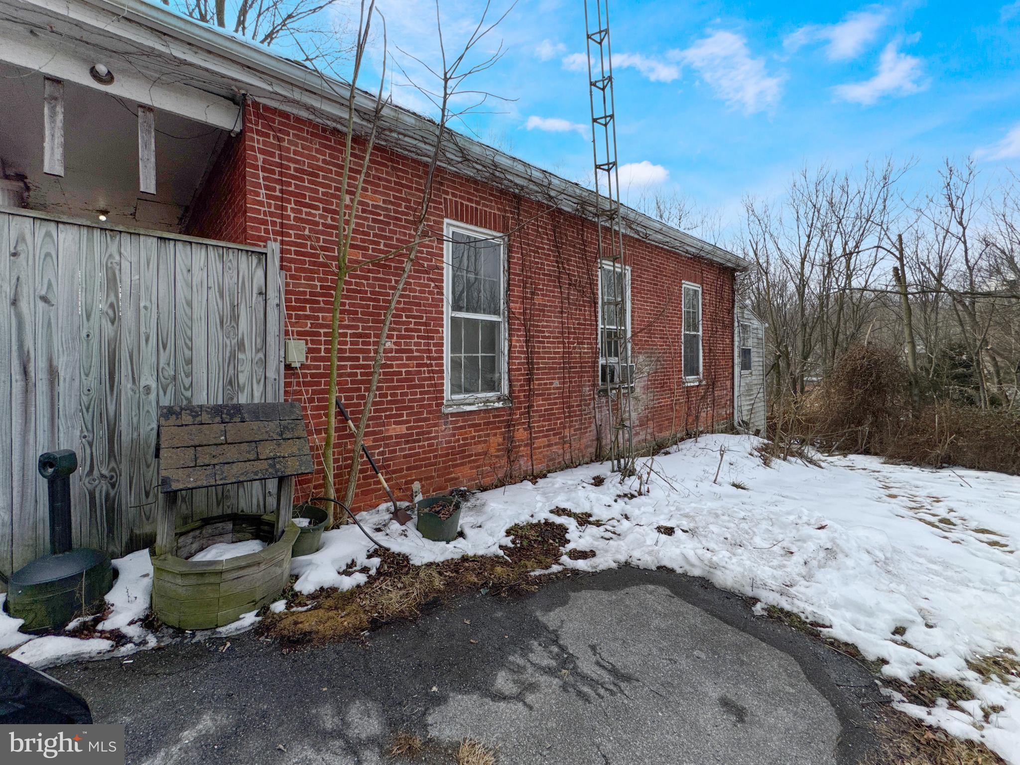 WAYNESBORO - Residential