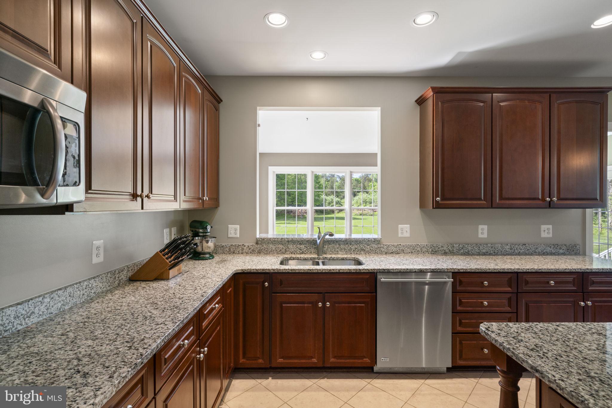 CROOKED CREEK - Residential