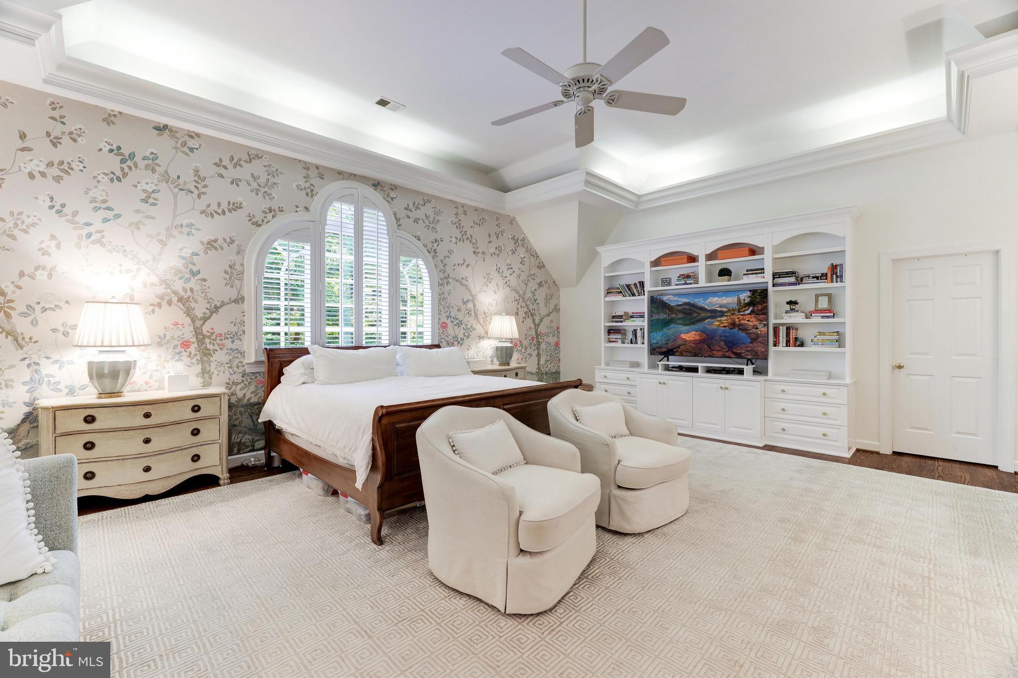 FALCON RIDGE - Residential