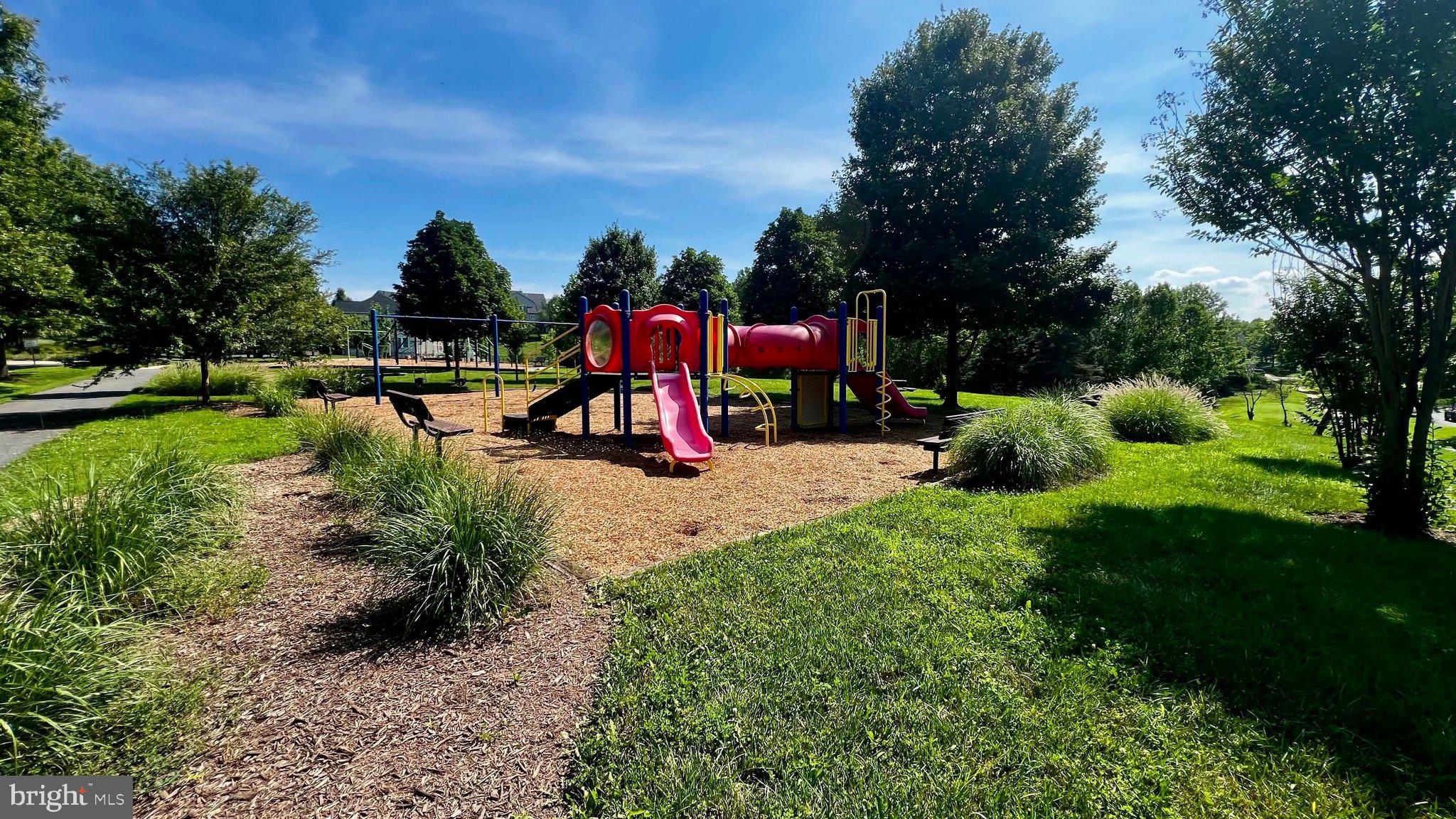 SENECA CROSSING - Residential