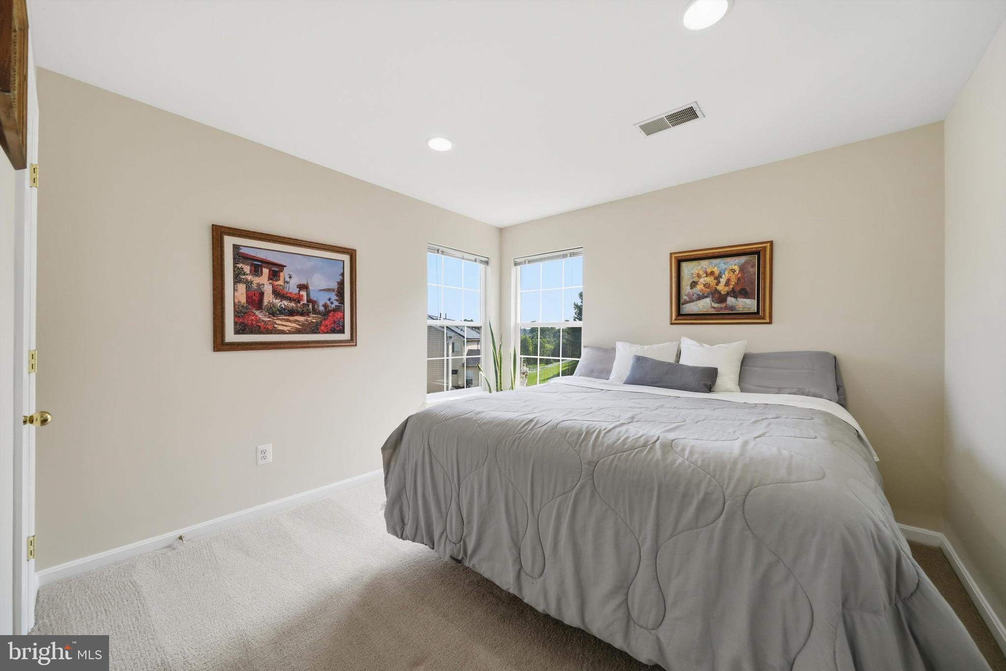 SENECA CROSSING - Residential