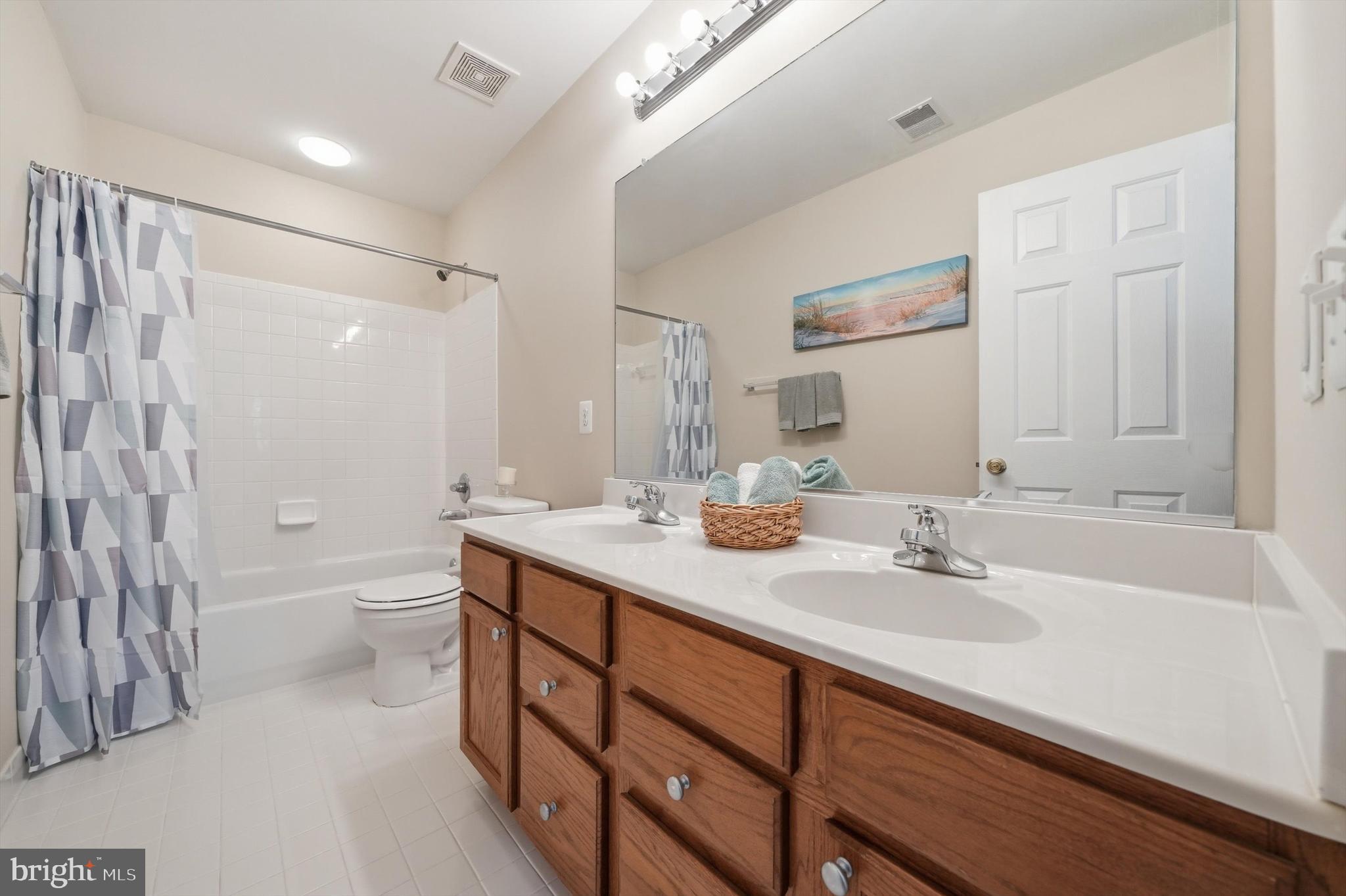 SENECA CROSSING - Residential