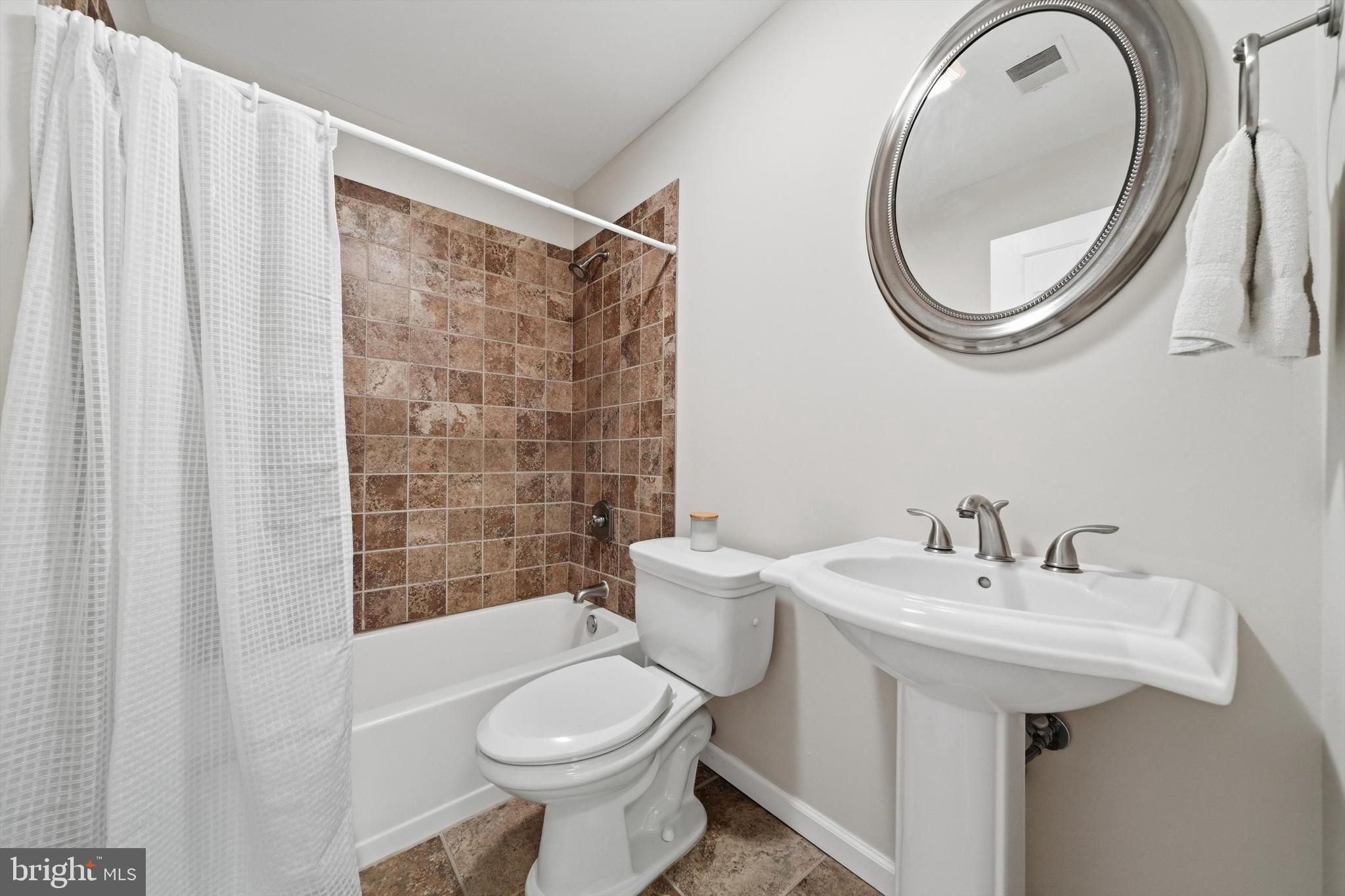 SENECA CROSSING - Residential