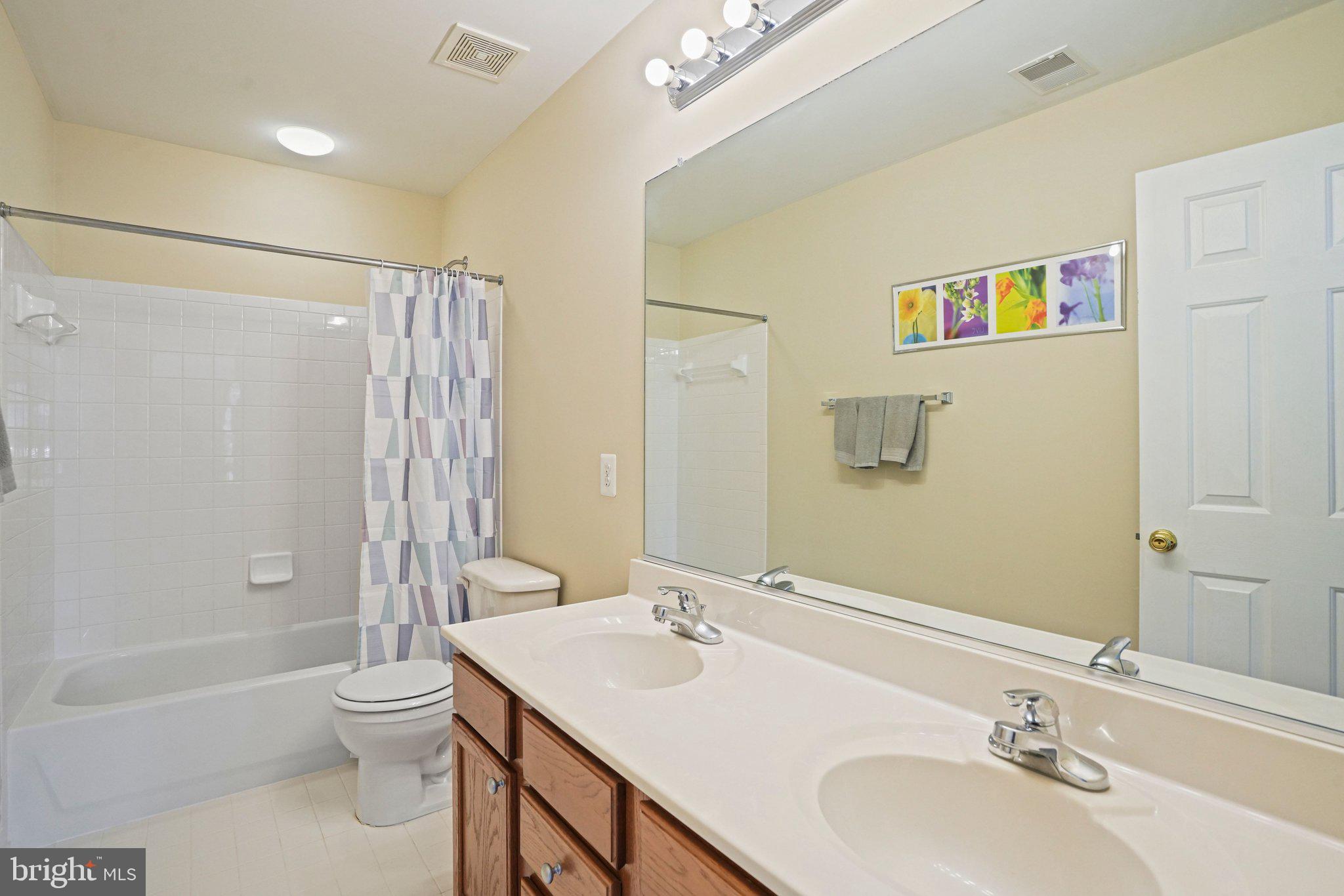 SENECA CROSSING - Residential